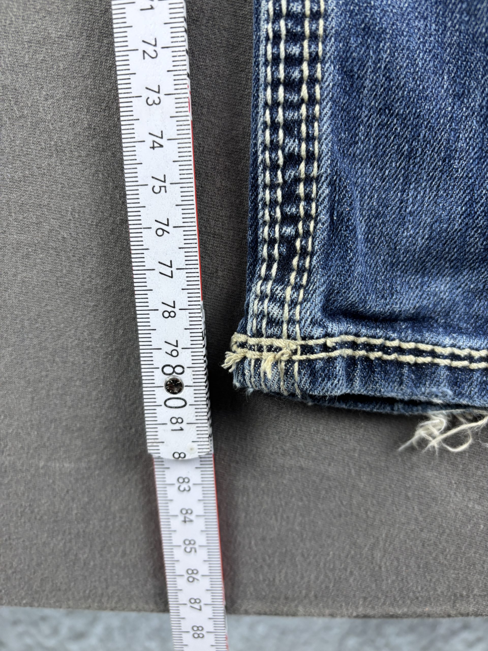 Silver Jeans Suki 17" Surplus | Blau | W33 image 10