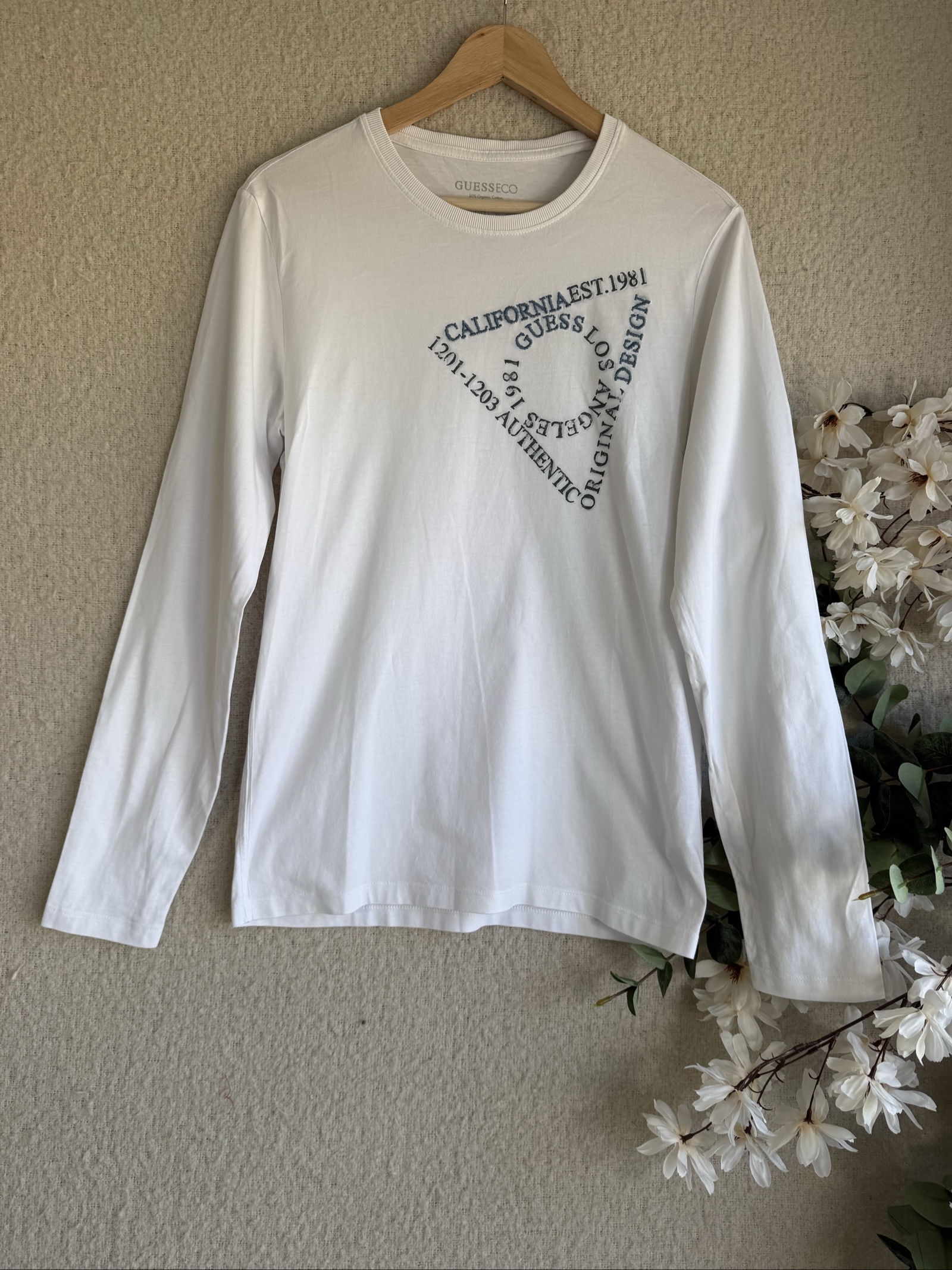 Guess Eco White Slim Fit Long Sleeve T-Shirt Medium Organic Cotton Soft
