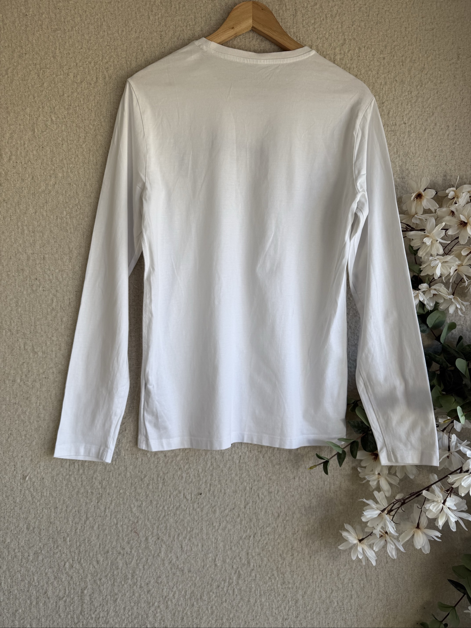 Guess Eco White Slim Fit Long Sleeve T-Shirt Medium Organic Cotton Soft image 4