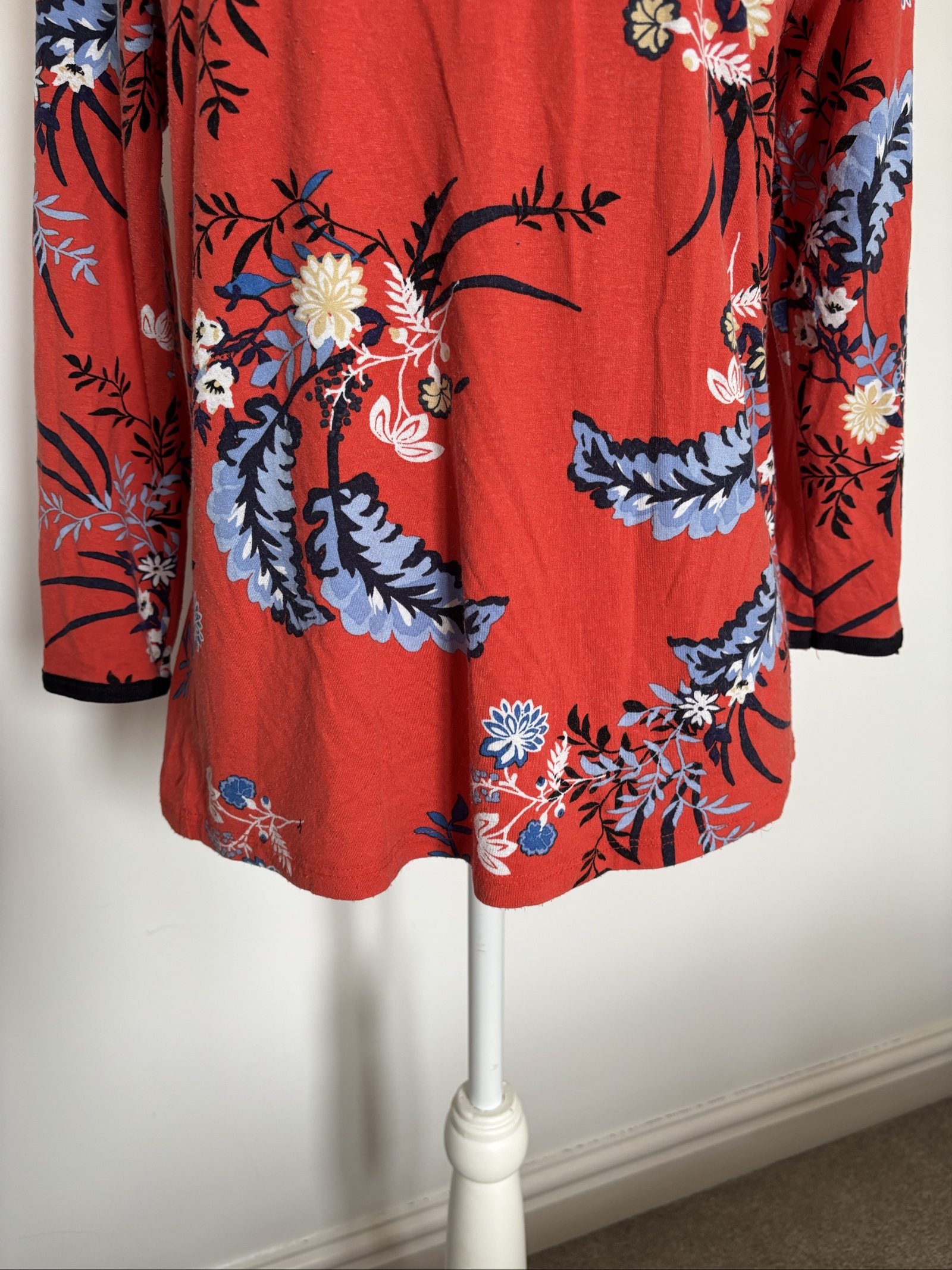 Limited Edition Red Floral Long Sleeve Top Medium 138 image 3