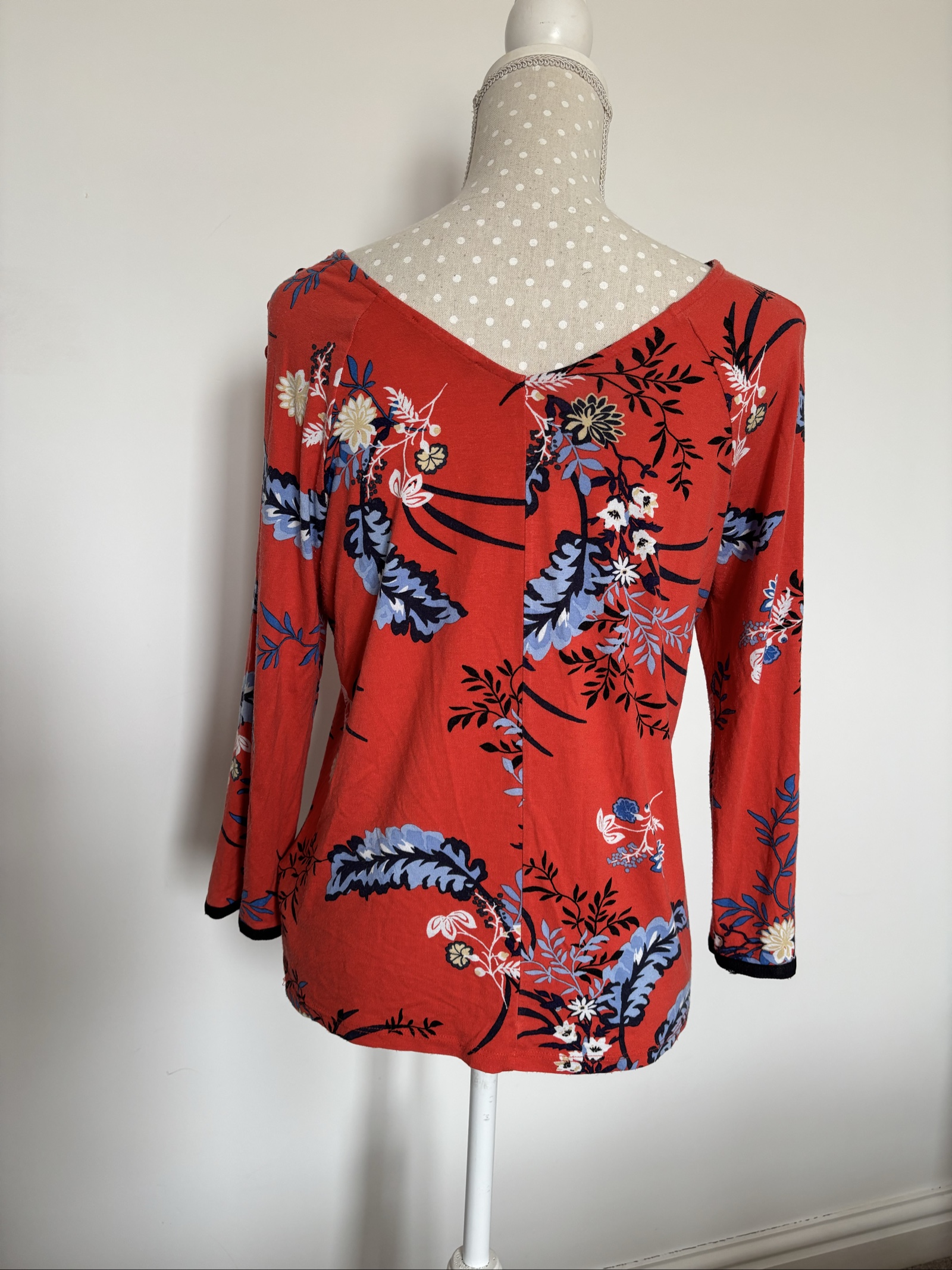 Limited Edition Red Floral Long Sleeve Top Medium 138 image 4