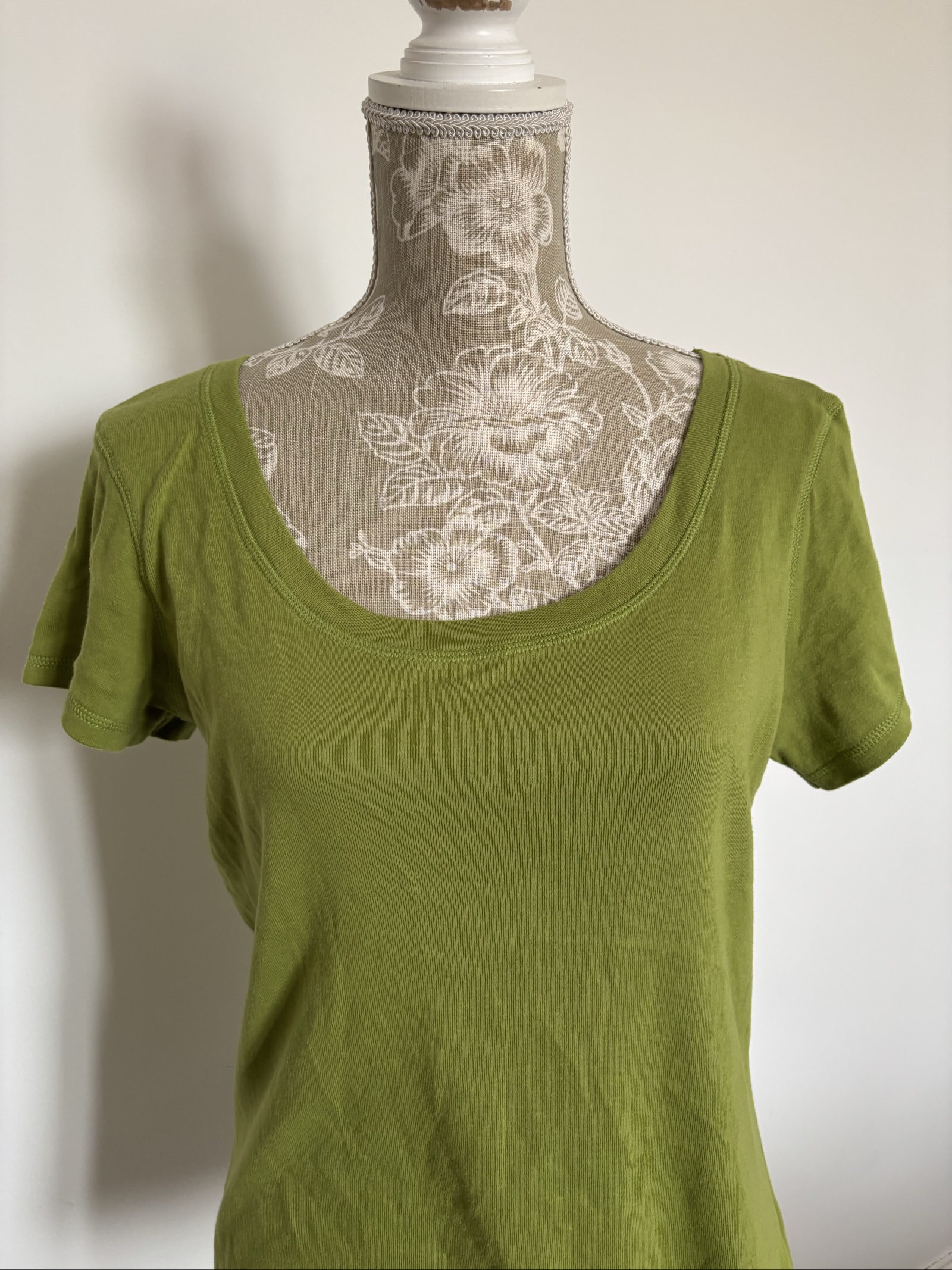 George Olive Green Cotton Scoop Neck T-Shirt Size 14. 142 image 2