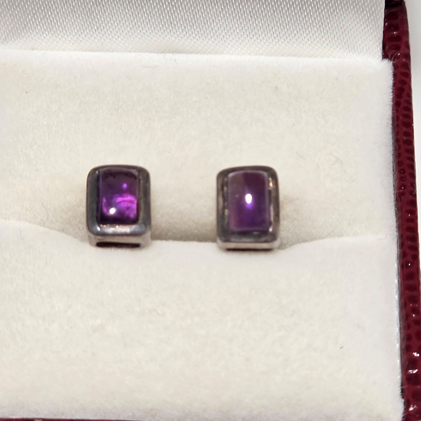 Vintage 925 Sterling Silver Purple Stone Stud Earrings