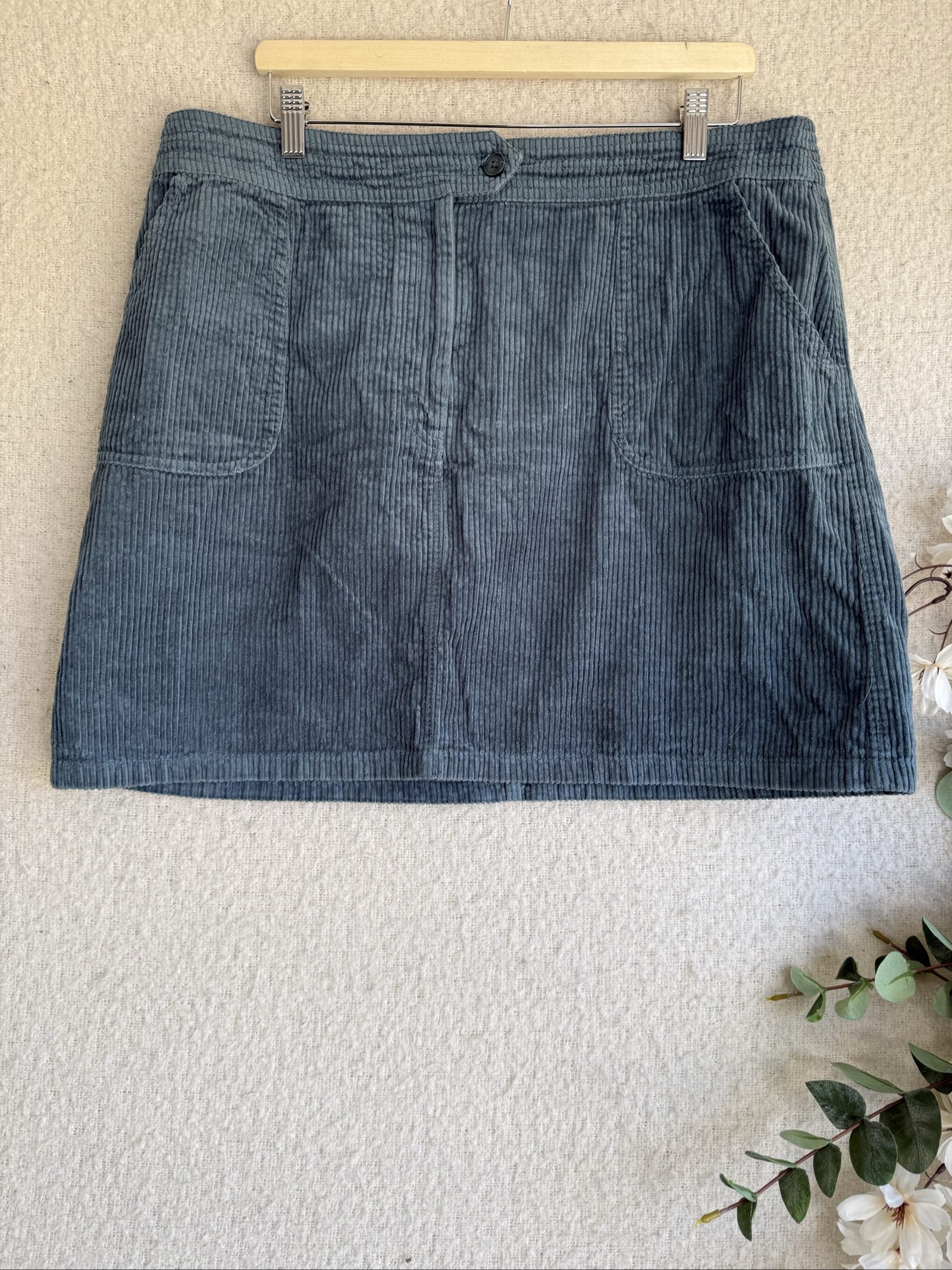Monsoon Grey Corduroy Mini Skirt UK 18 Pockets Button Detail Stylish