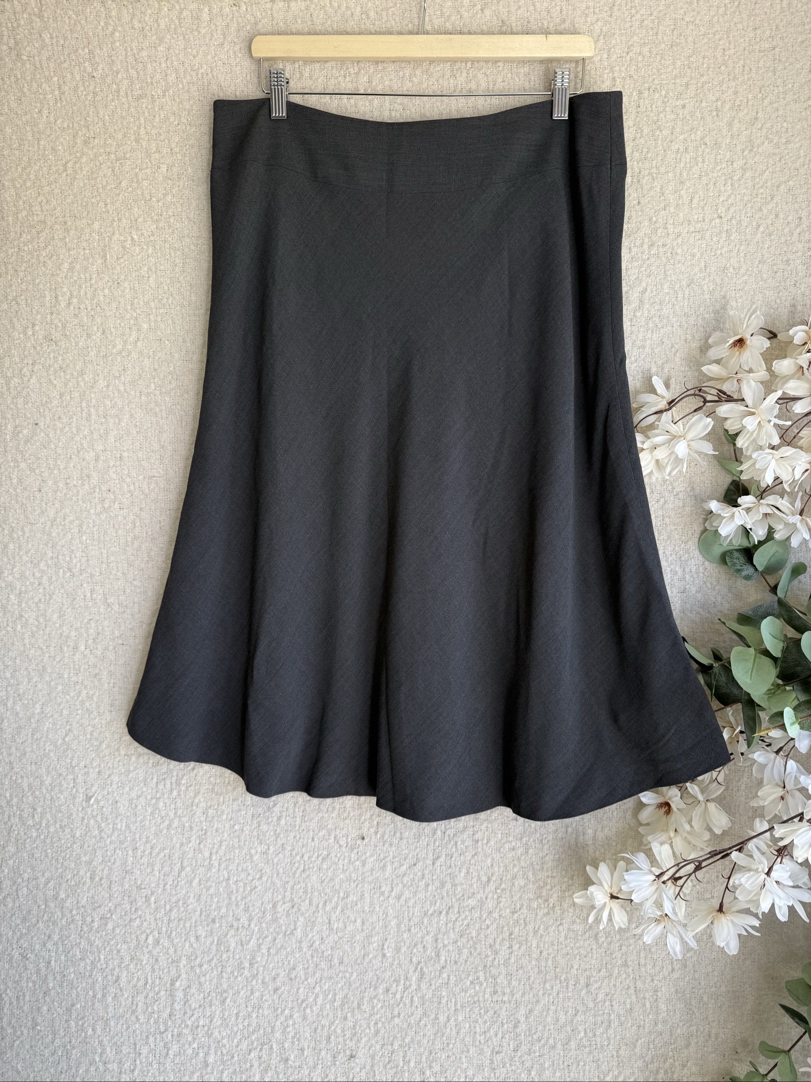 Jigsaw Charcoal Grey Flared Skirt UK 16 Classic Workwear Smart Skirt