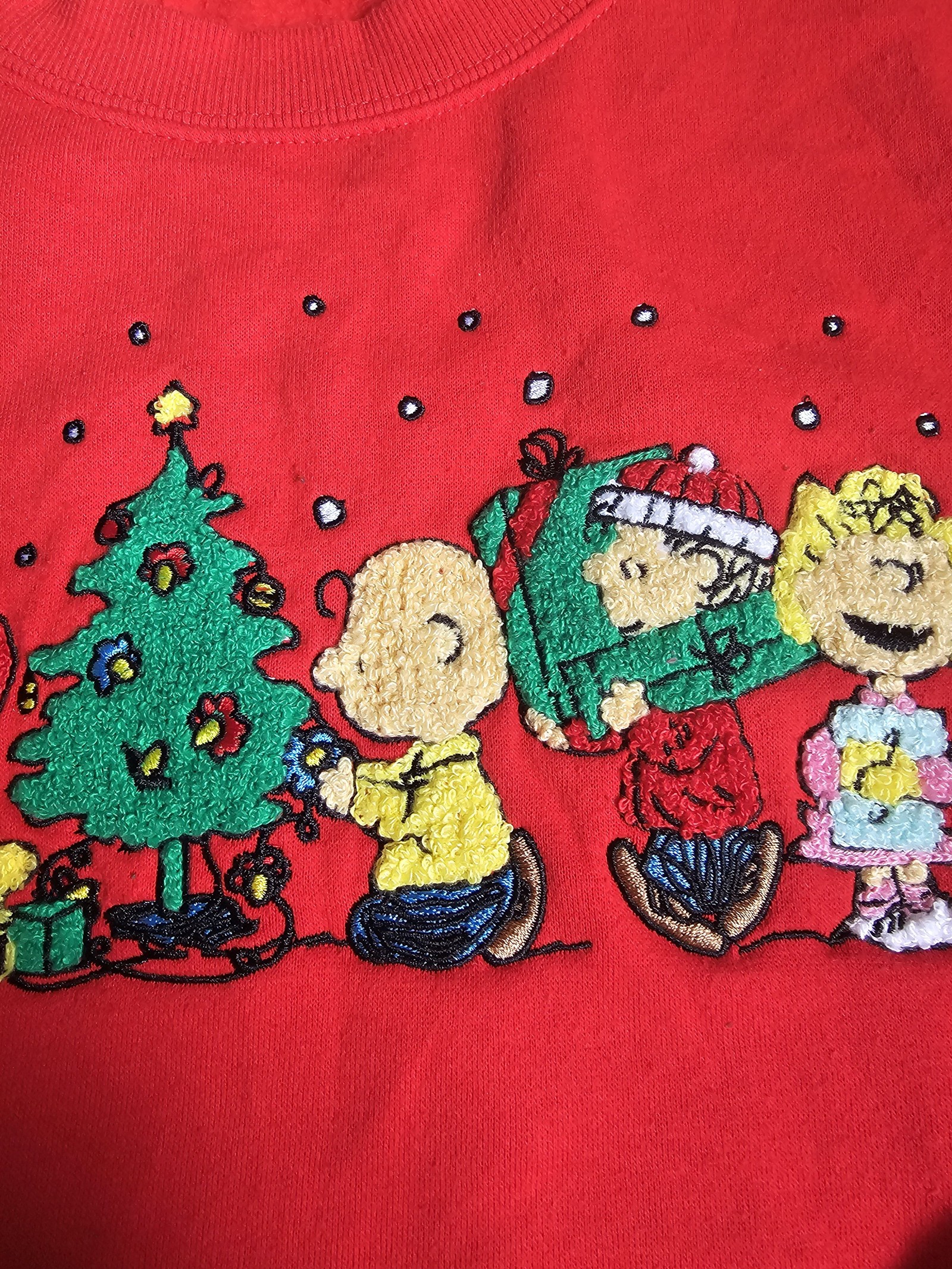 Peanuts Red Christmas Sweater Large Embroidered Holiday Characters image 3