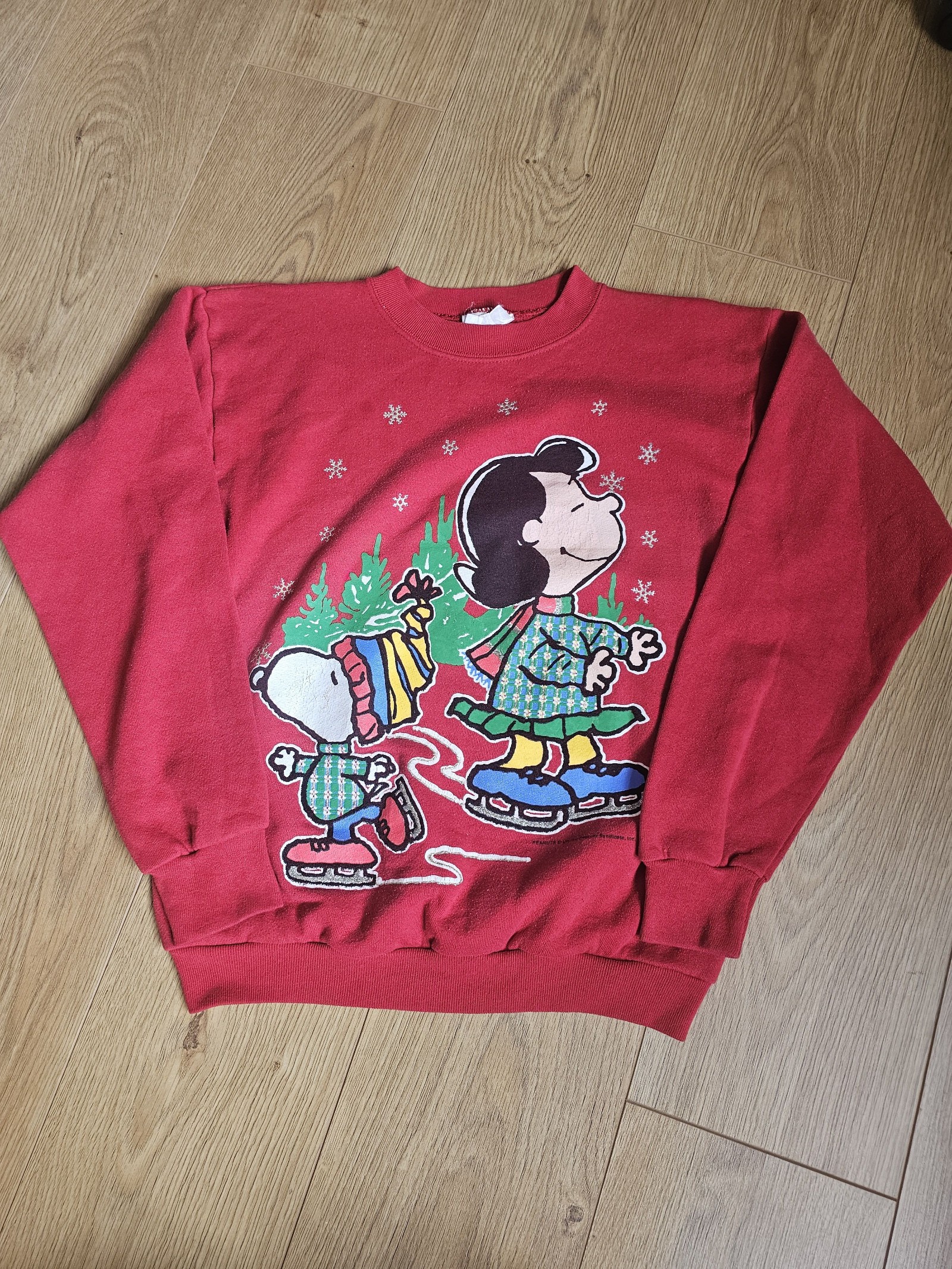 Peanuts Red Christmas Snoopy & Lucy Sweatshirt Medium