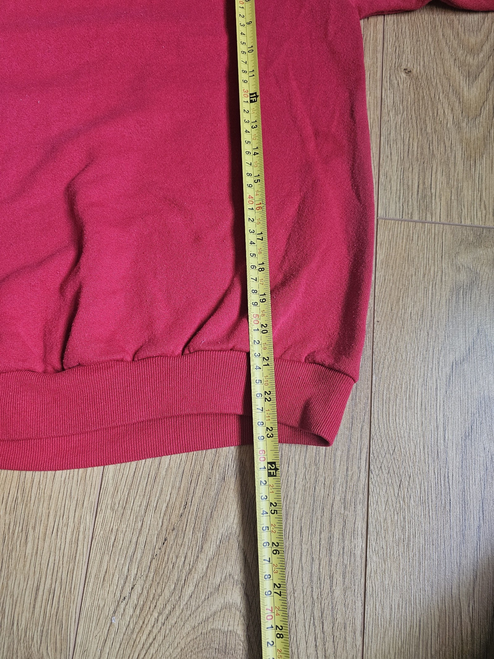 Peanuts Red Christmas Snoopy & Lucy Sweatshirt Medium image 8