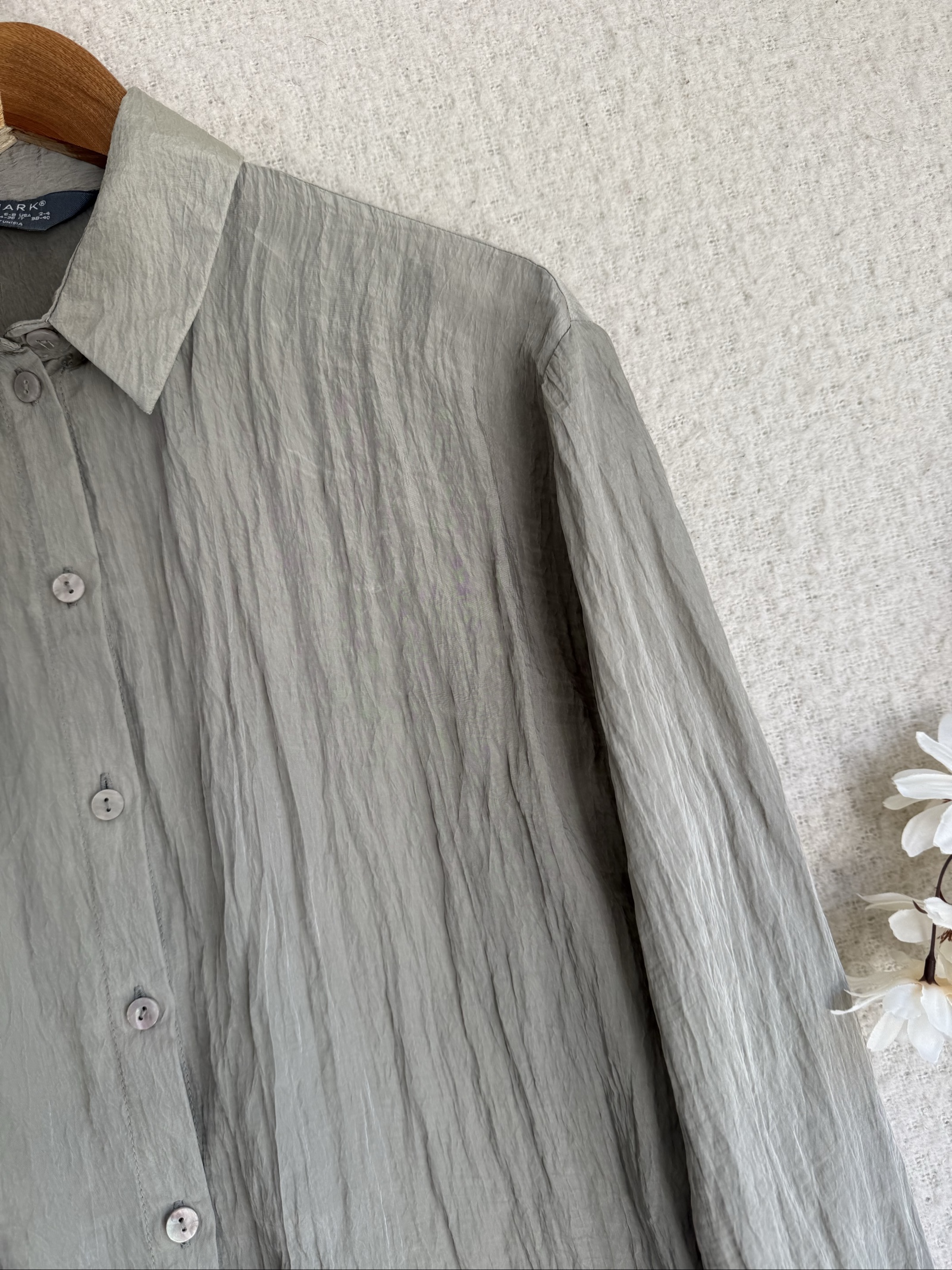 Primark Grey Crinkle Textured Shirt XS UK 6-8 Casual Button-Up Top image 2