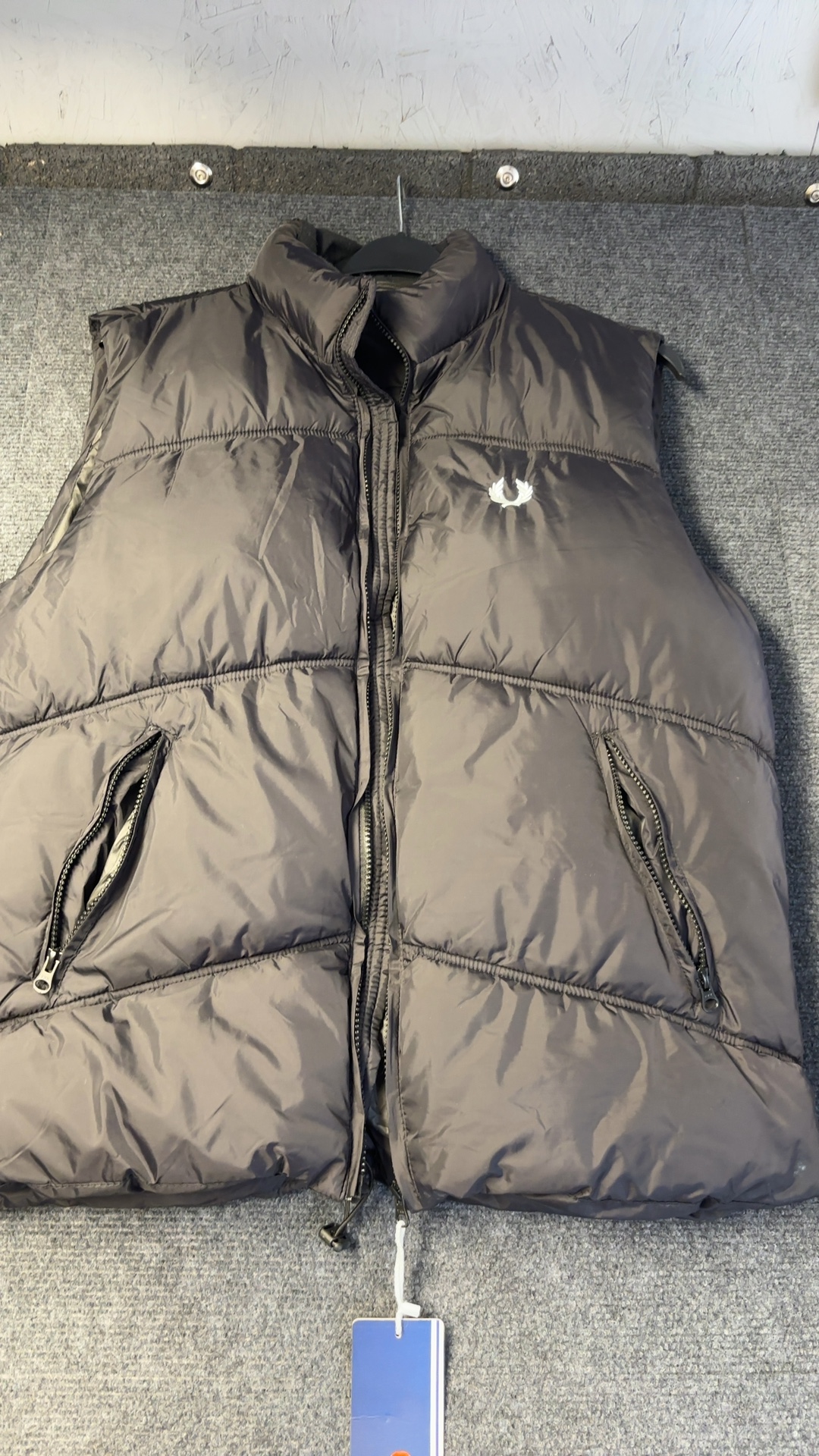 Fred Perry Black Puffer Gilet XL Padded Sleeveless Jacket brand new with tags
