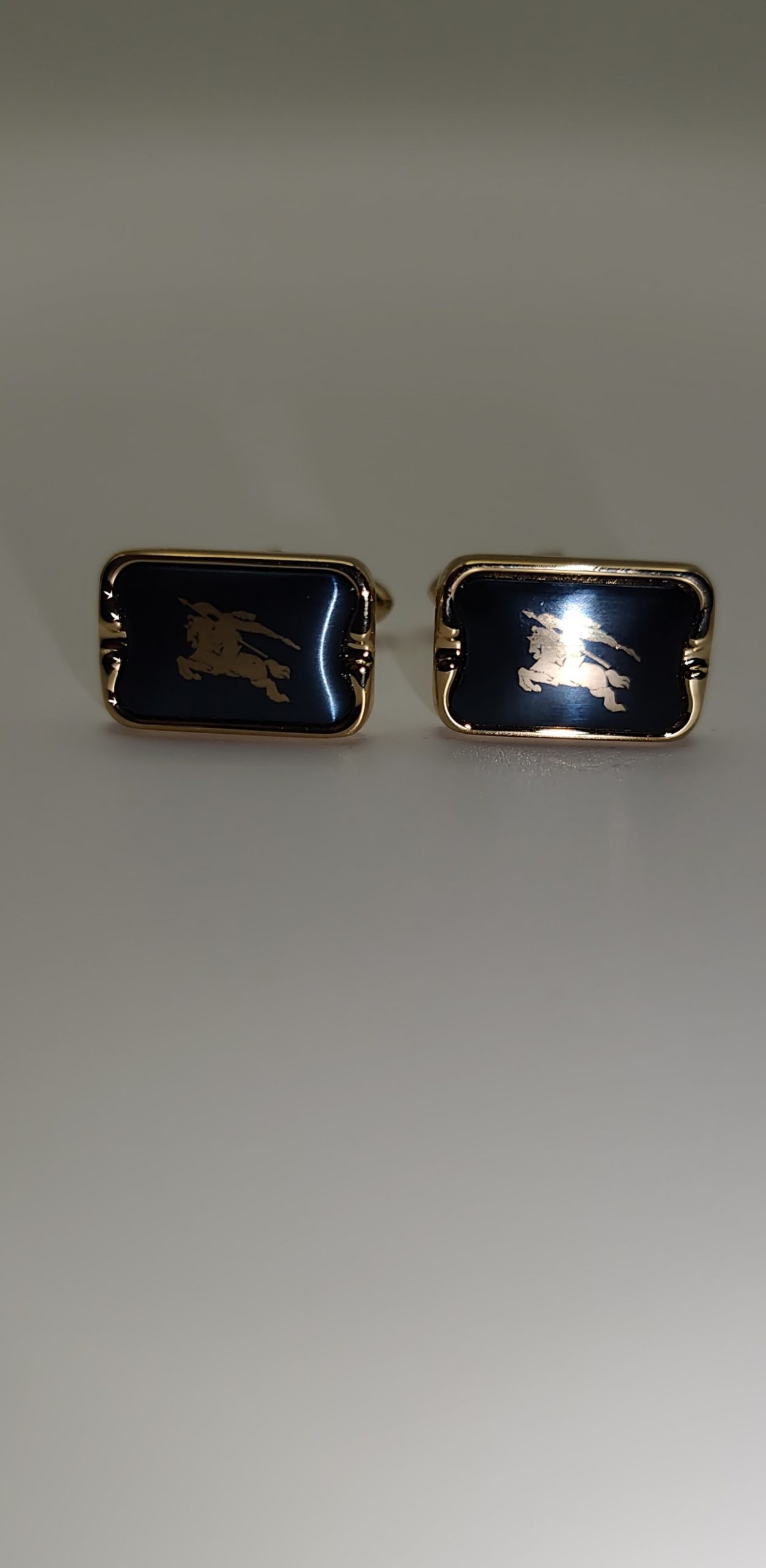 Burberry Black & Gold Tie Clip & Cufflinks Set image 10
