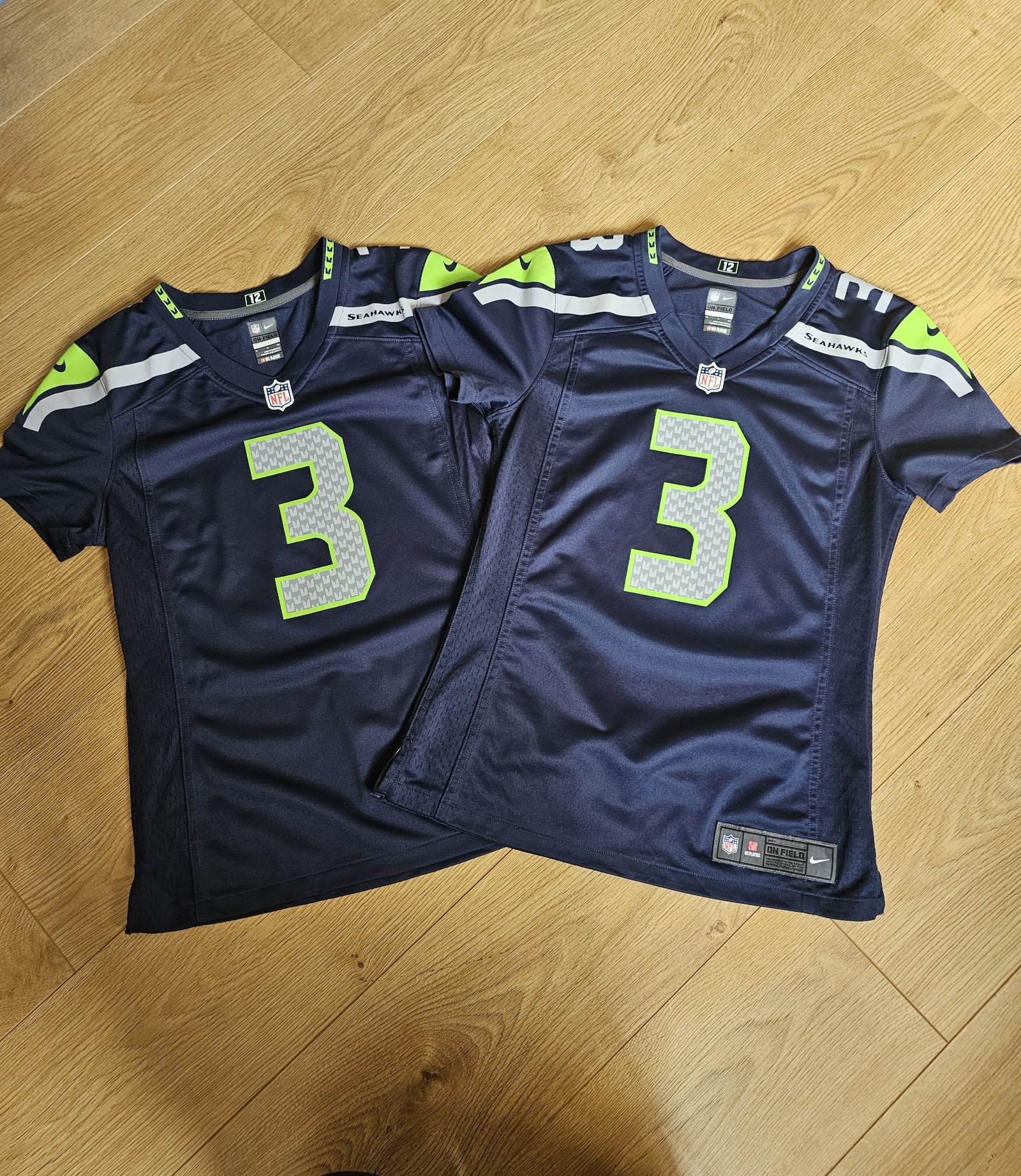 Nike Womens Navy & Lime Seahawks Russell Wilson NFL Jersey Small On Field Bundle