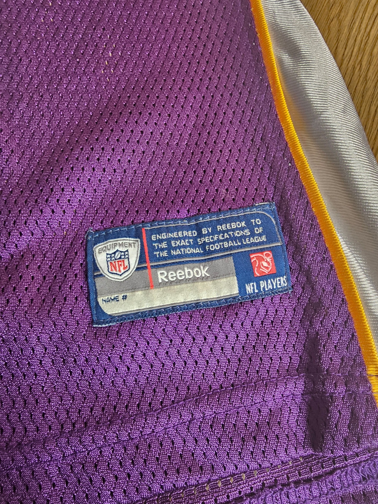 Reebok Purple & White Minnesota Vikings NFL Jersey Womens Medium Brett Favre image 3