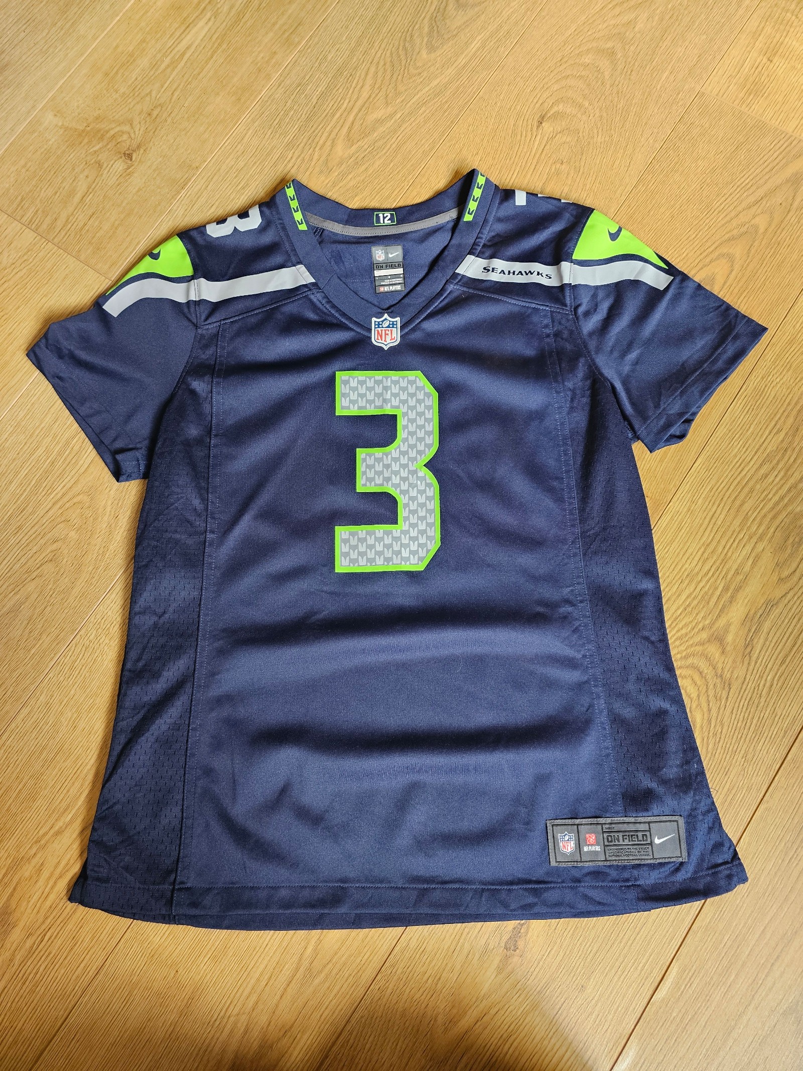 Nike Navy & Green Seahawks NFL On Field Jersey Womens Large Russell Wilson