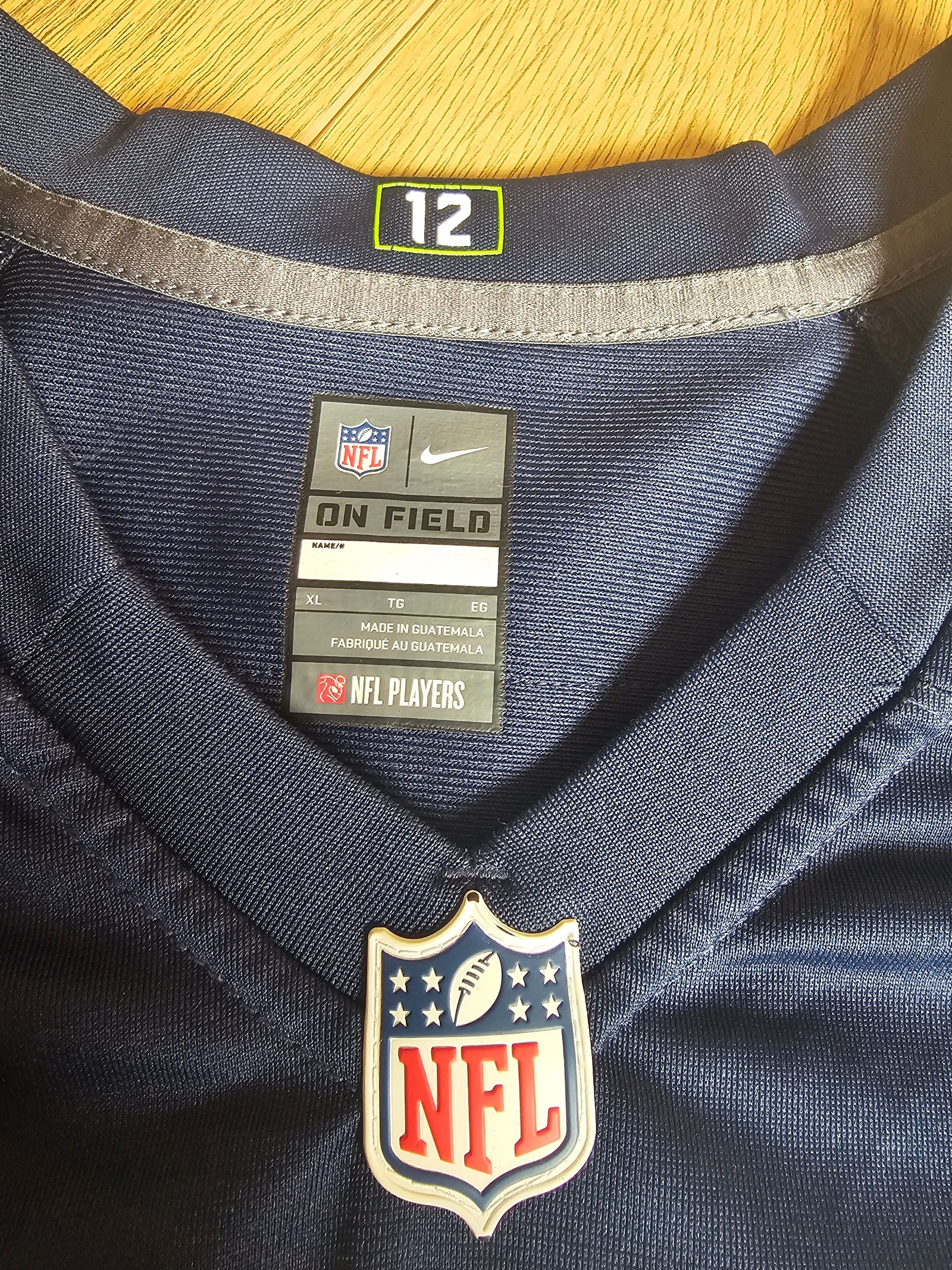 NFL Personalised Navy & Green Seattle Seahawks Jersey Womens XL On Field image 2