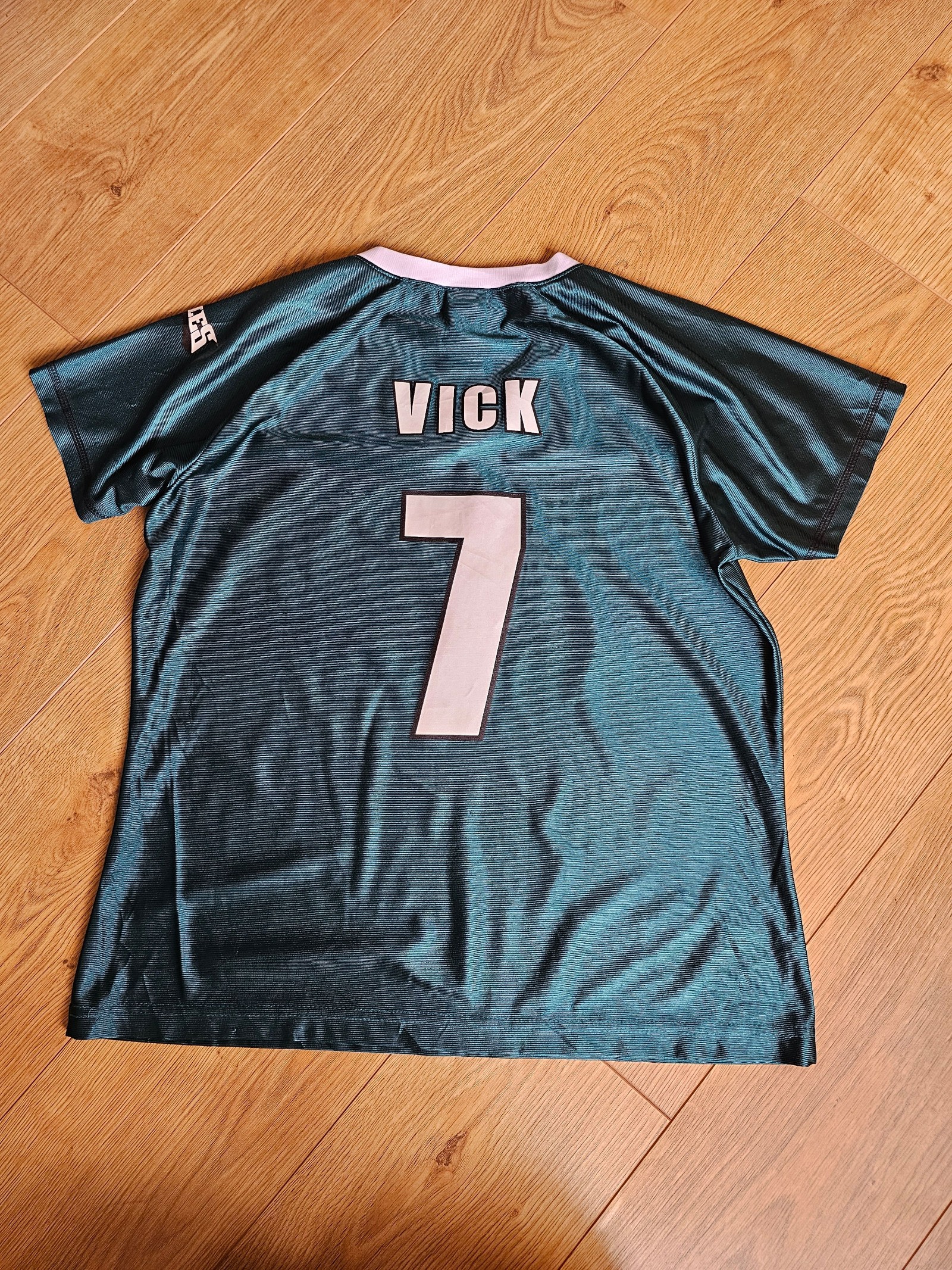 NFL Michael Vick Green & White Philadelphia Eagles Team Apparel Womens XL Jersey image 6