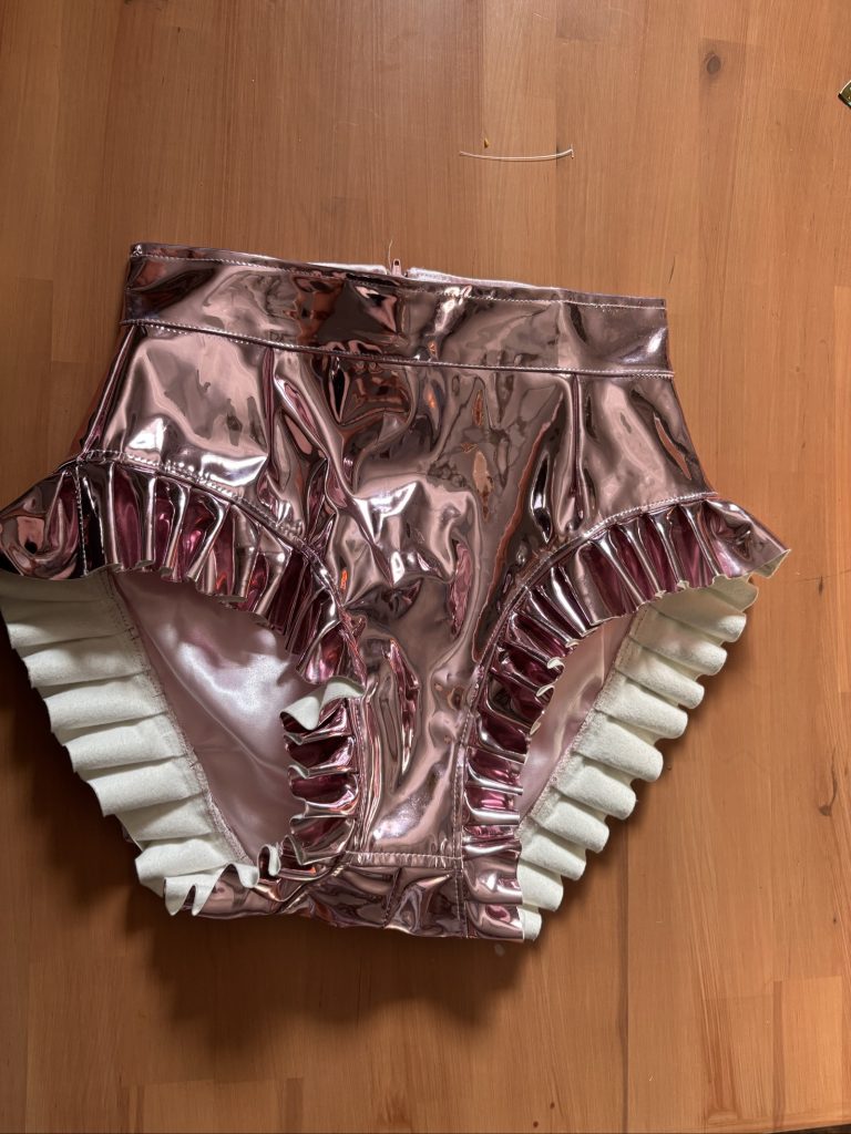CHAR HOUSTON Rose Gold Metallic Ruffle High Waist Shorts XS