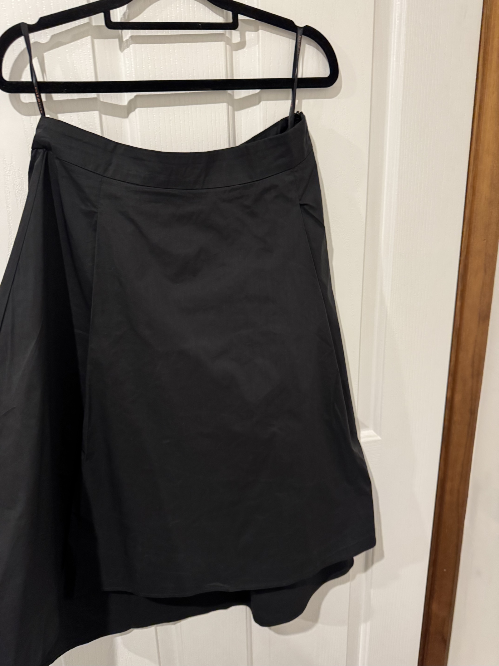 Sans & Sans Black Asymmetrical Skirt Medium