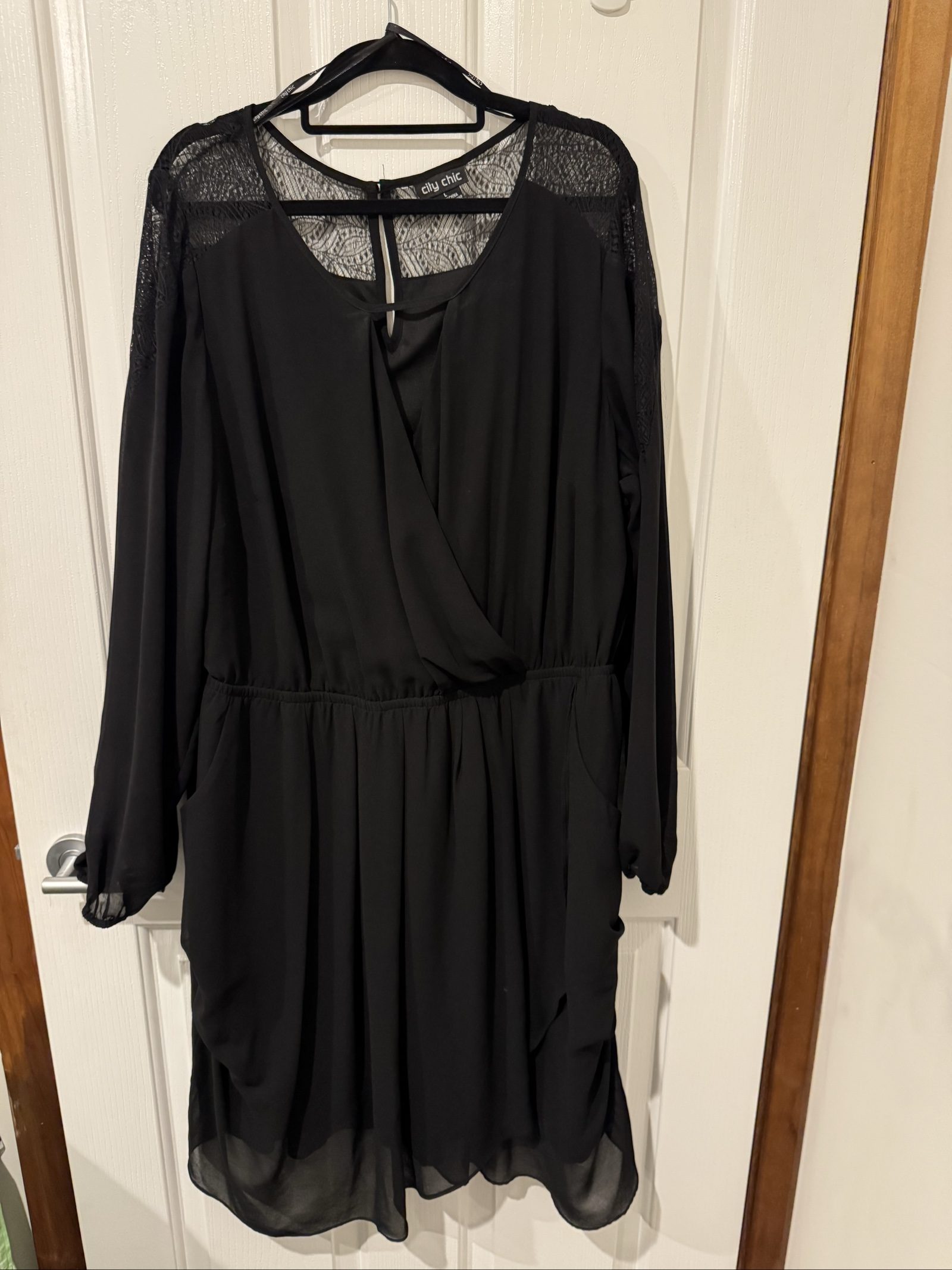 City Chic Black Lace Sleeve Dress Large Stylish