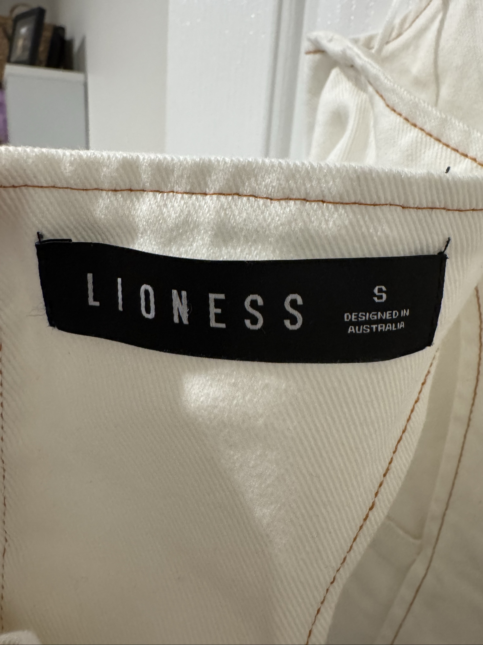 Lioness White Cotton Blend Vest Small Tie Back image 2