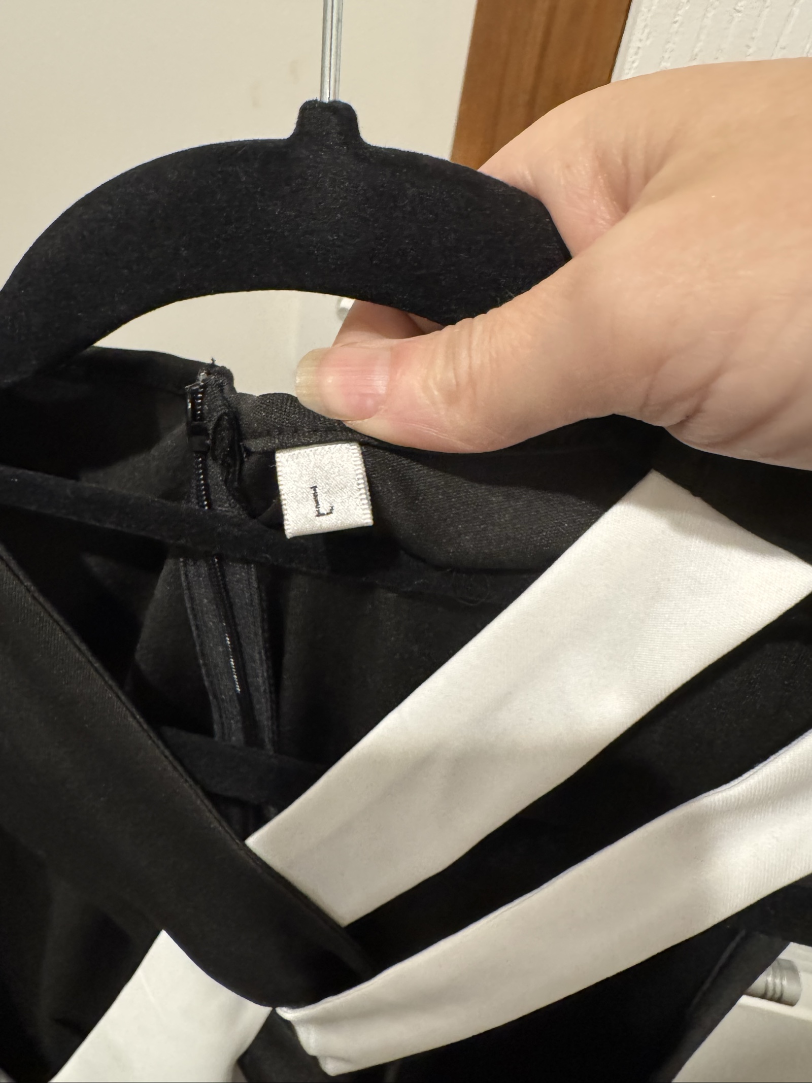 Black & White Sleeveless Dress Large Cross Strap Detail L image 2