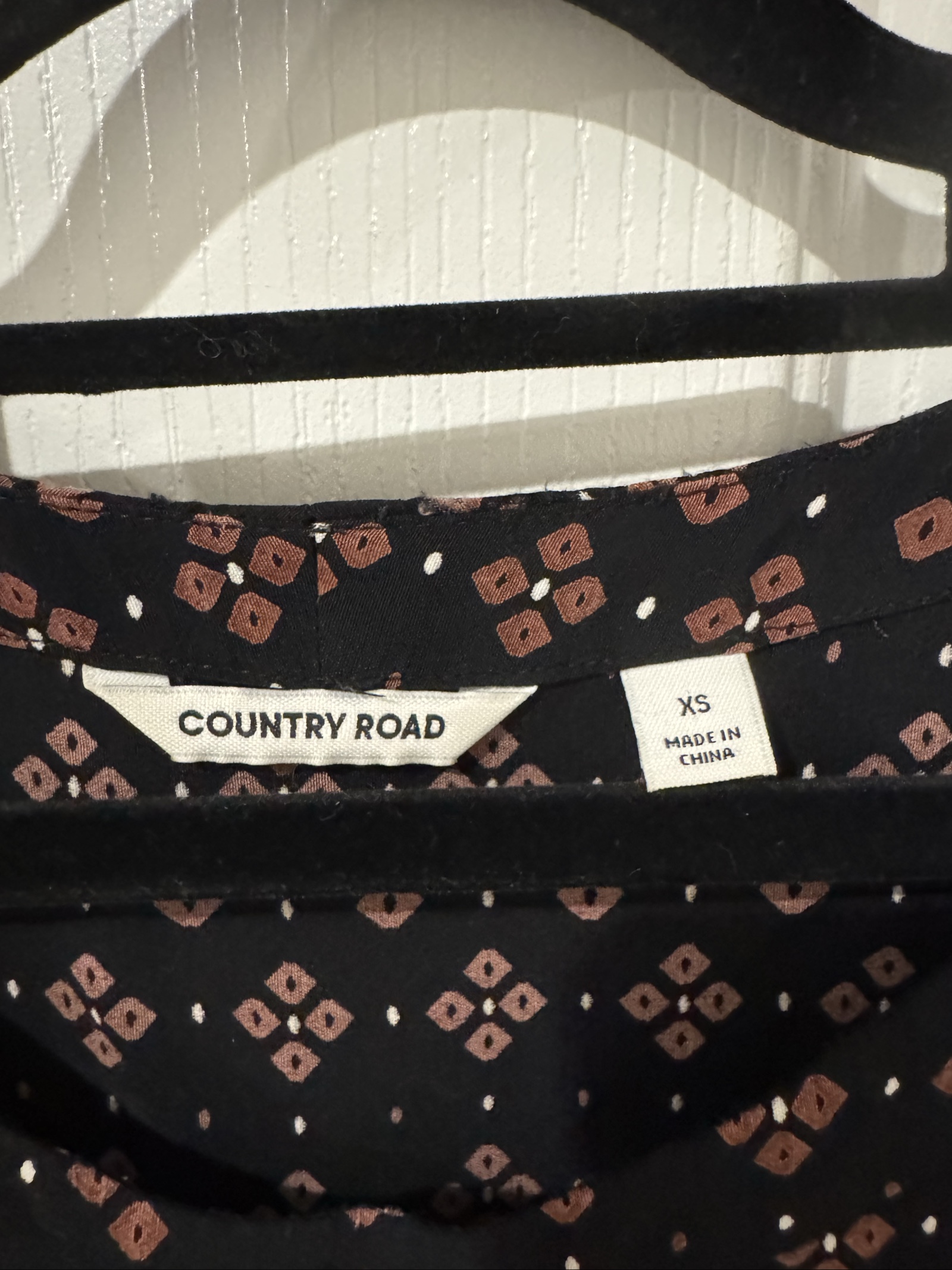Country Road Black & Pink Patterned Blouse XS image 2