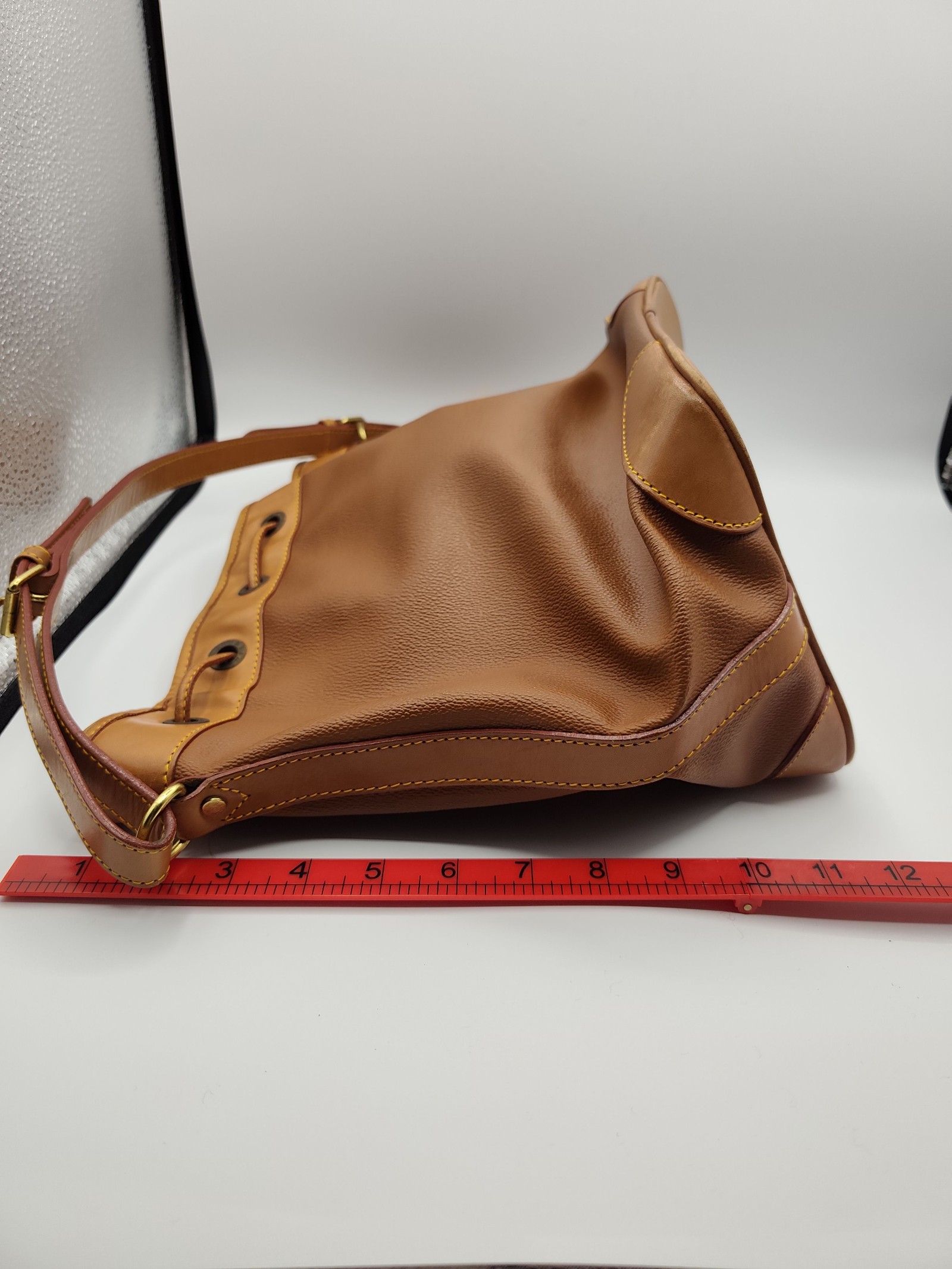 Hunting World Brown Leather Bucket Bag Women image 9