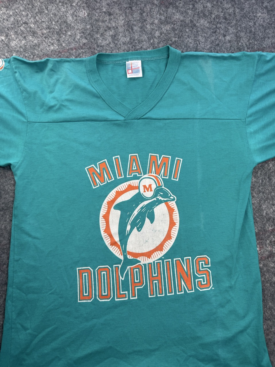 Garan Single Stitch Miami Dolphins Teal Graphic Football T Shirt Men’s Large image 2