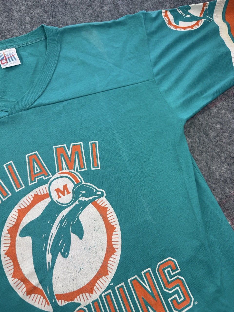 Garan Single Stitch Miami Dolphins Teal Graphic Football T Shirt Men’s Large image 5