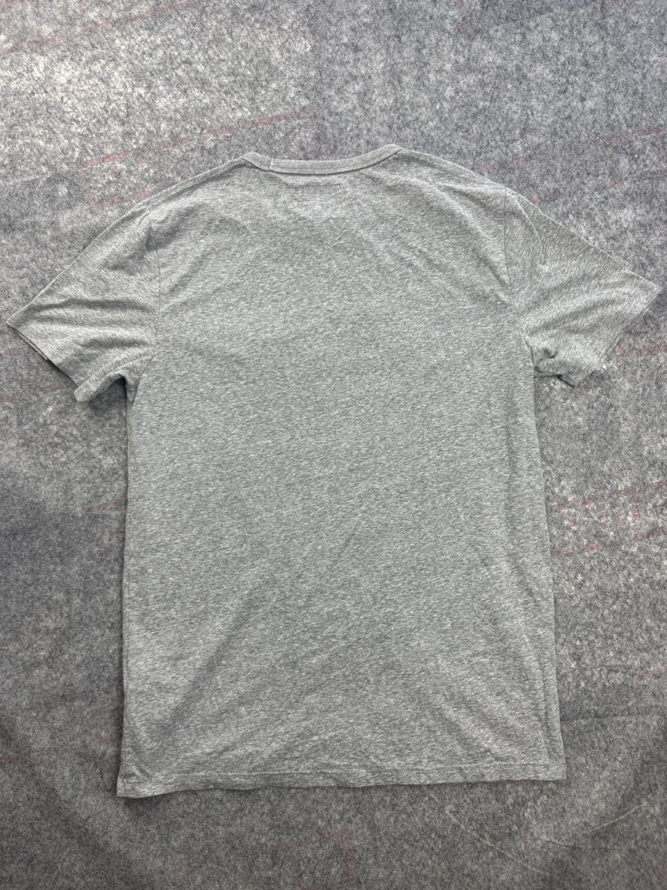 Abercrombie Grey Logo T Shirt Men’s M Embroidered Moose image 7