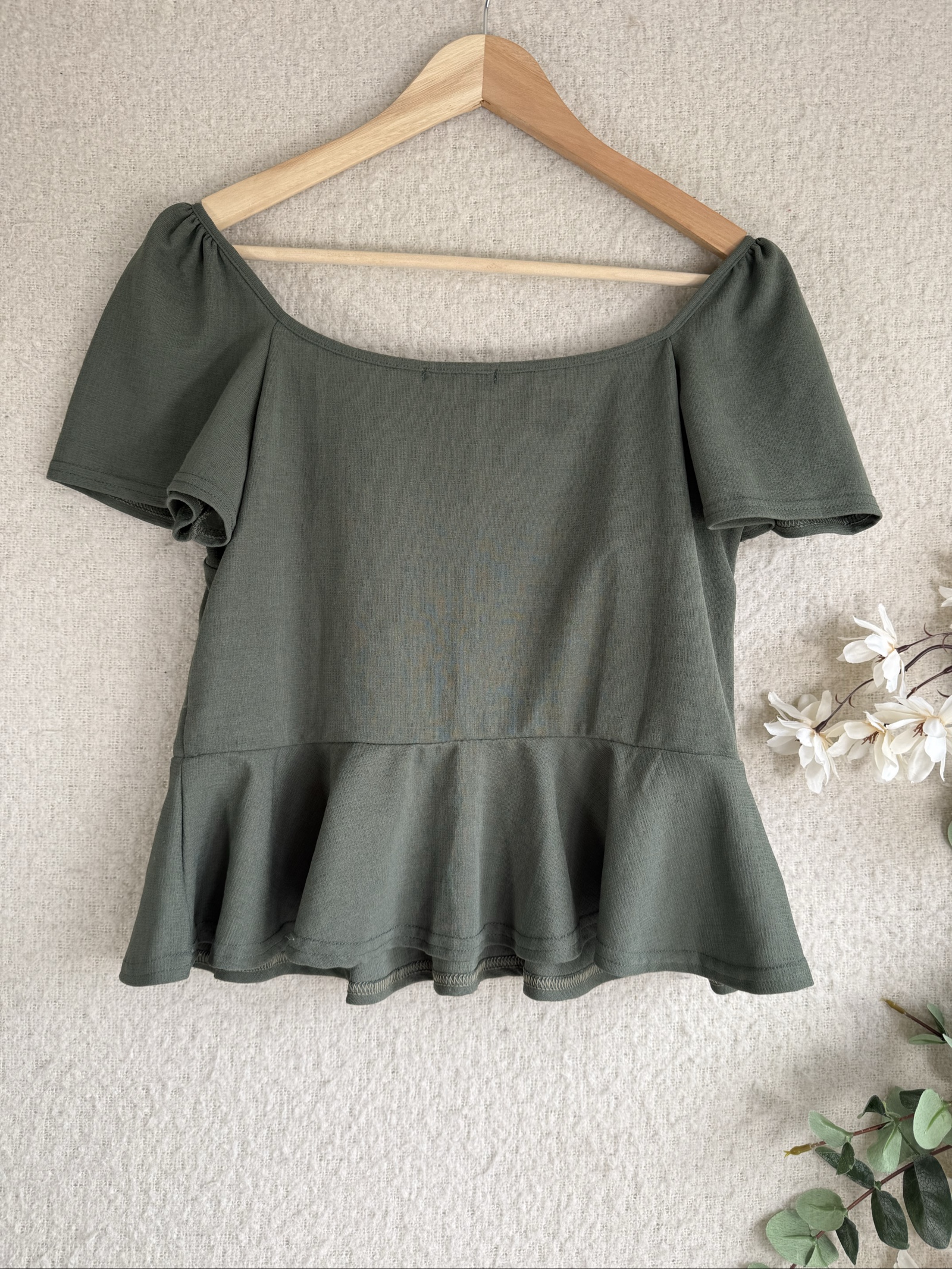 Quiz Green Peplum Button Front Top UK 16 Puff Sleeve Elegant Stylish image 5