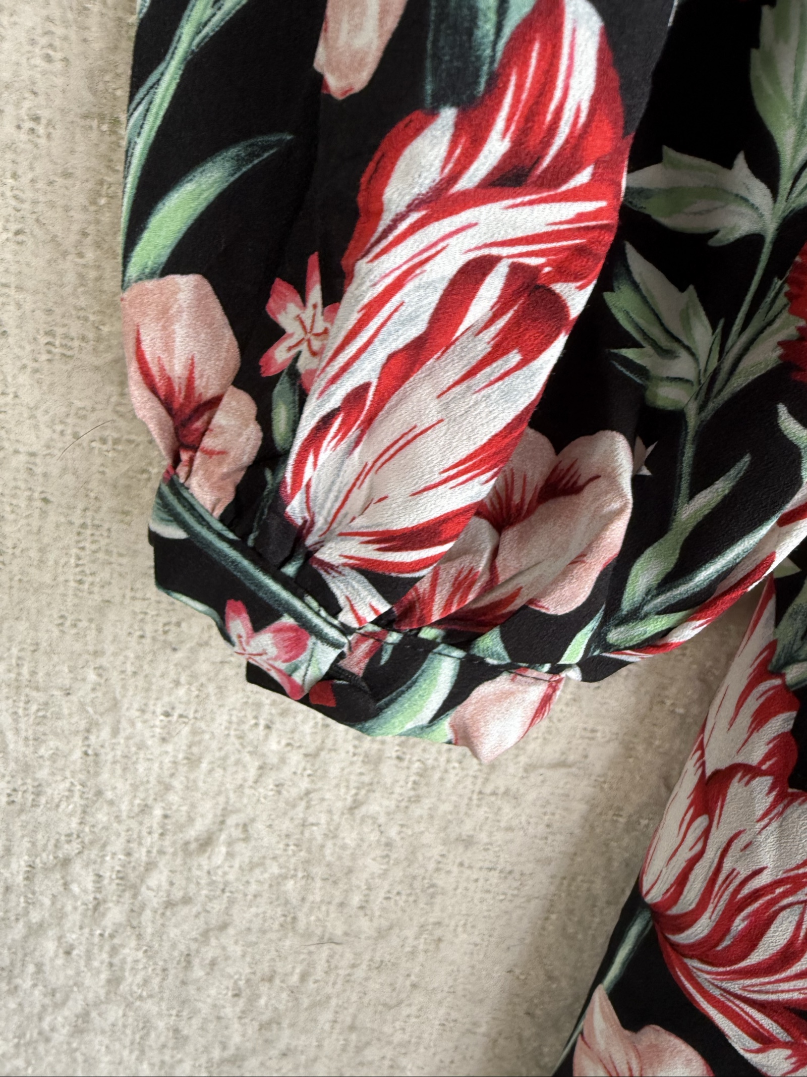 Joanie Black & Red Floral Long Sleeve Midi Dress UK 14 Elegant Occasion image 5