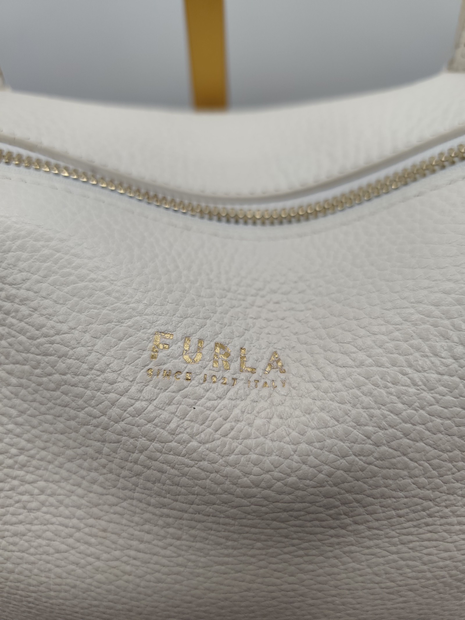 Furla White Leather Tote Bag Genuine Leather image 2