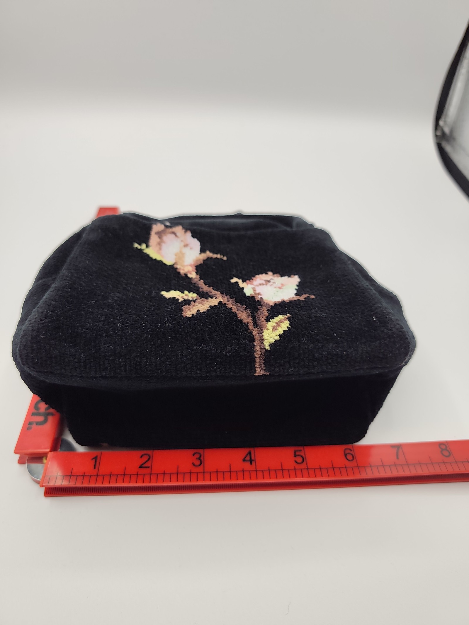 Feiler Black Floral Embroidered Mini Handbag Other image 8