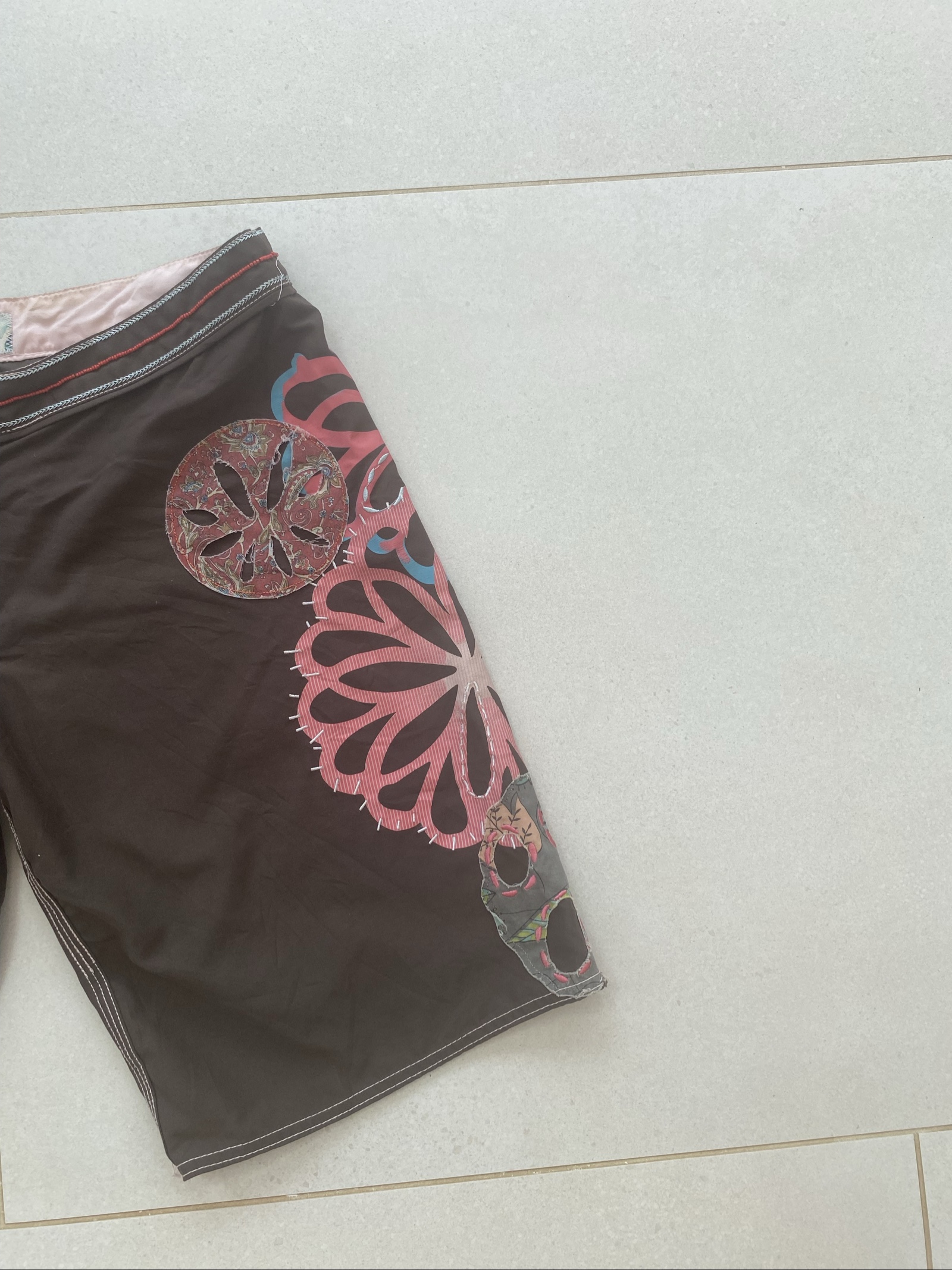 Roxy Brown Printed Surf Shorts Large Women (J1) image 5