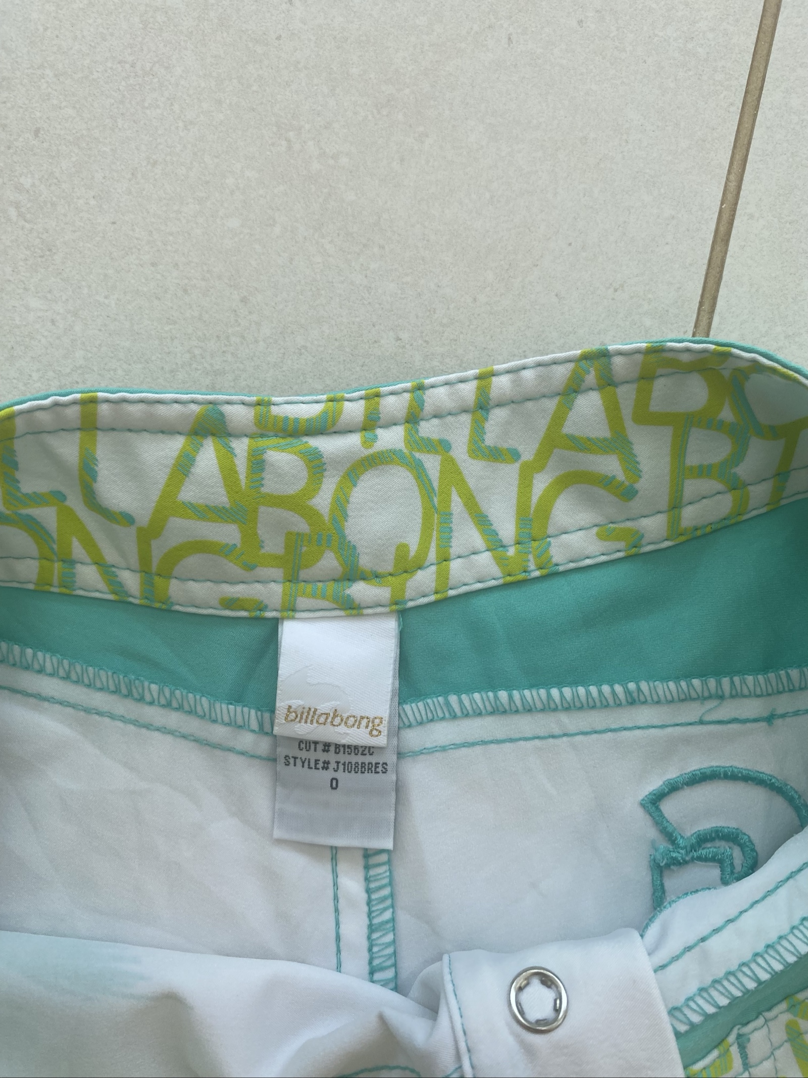 Billabong White & Teal Board Shorts Medium size 0 (J1) image 7