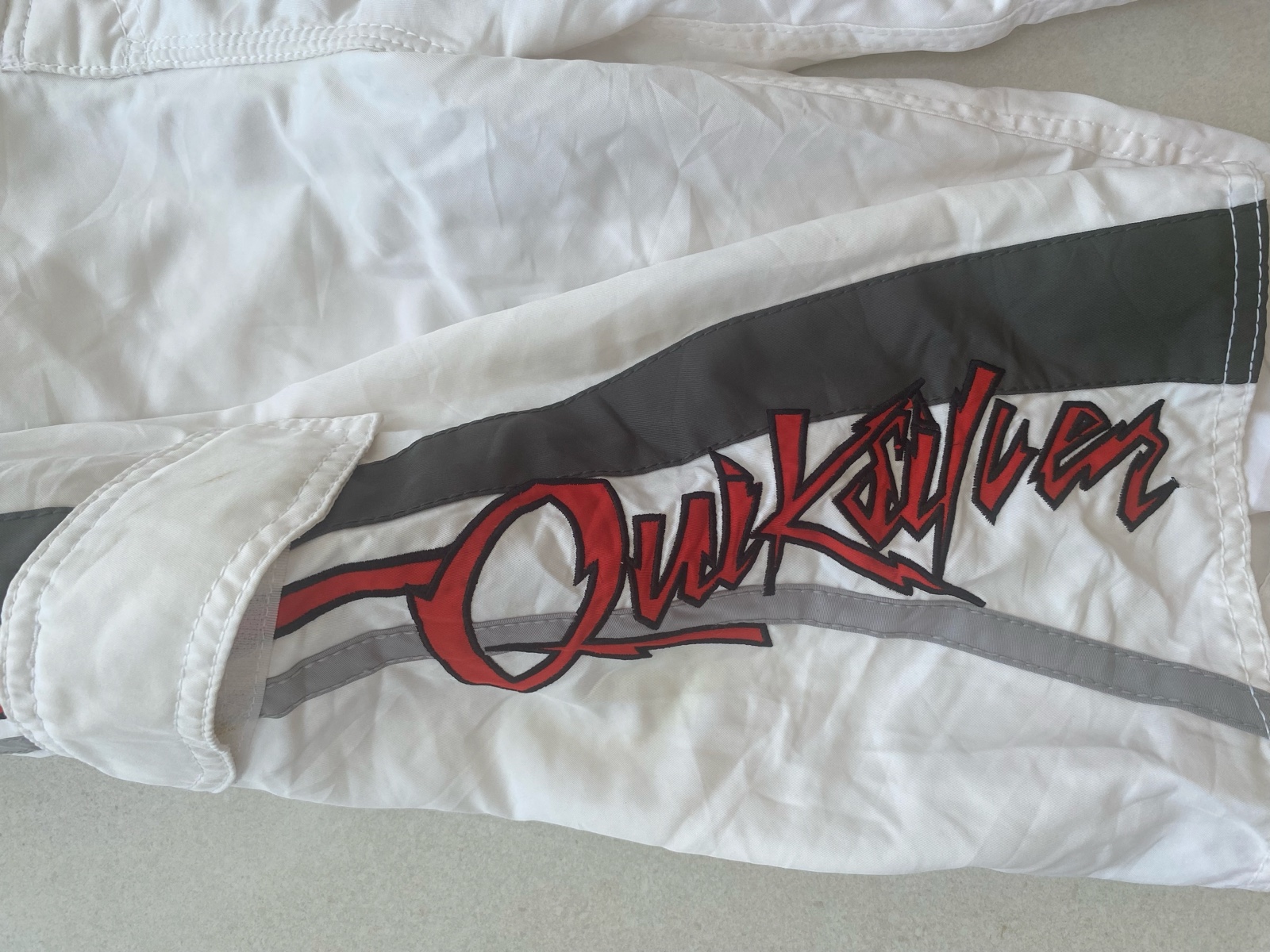 Quiksilver White & Red Board Shorts Men 38 Waist (J1) image 3