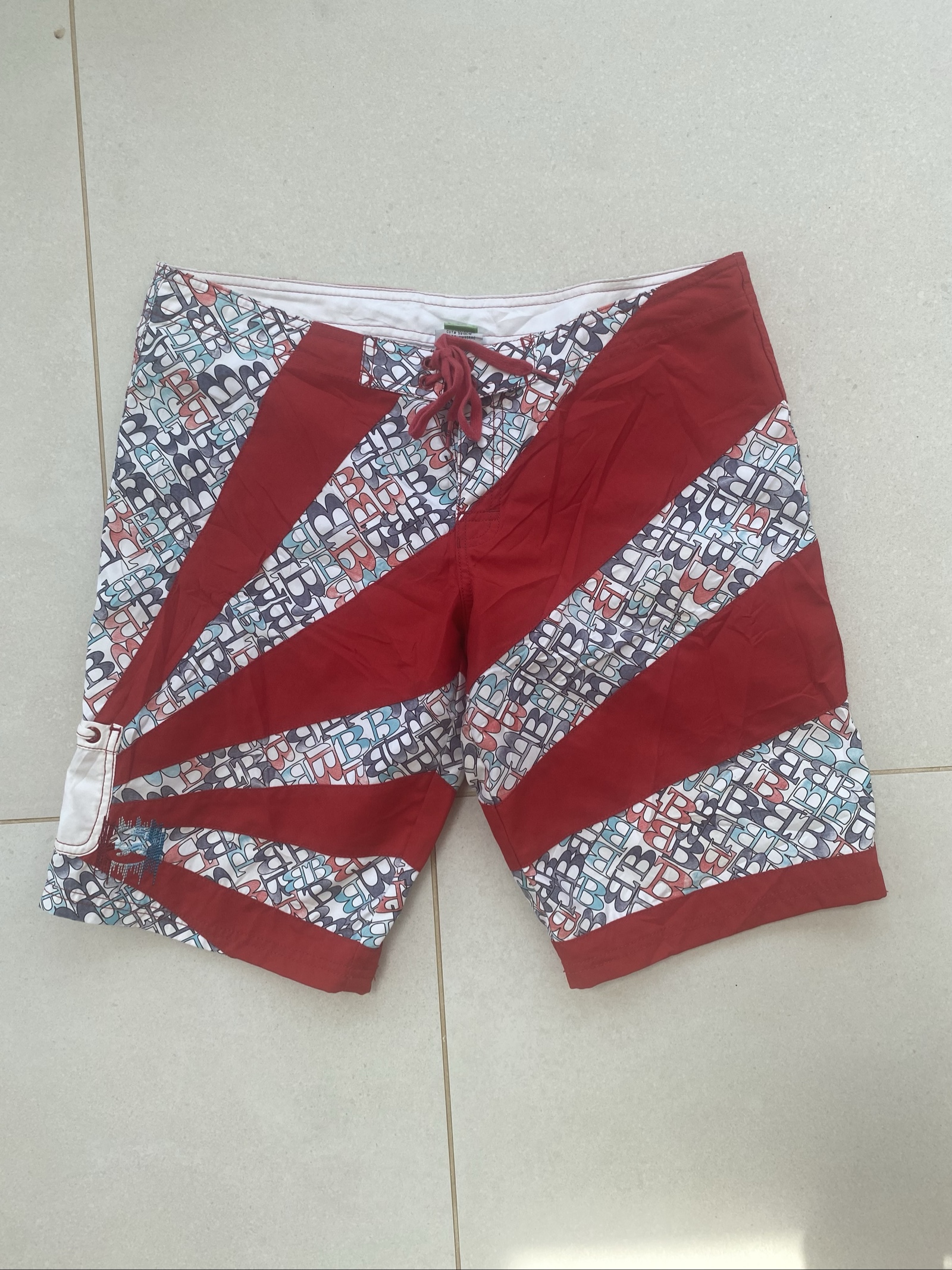 Billabong Red & Multi Board Shorts Size 9 Surf Swimwear