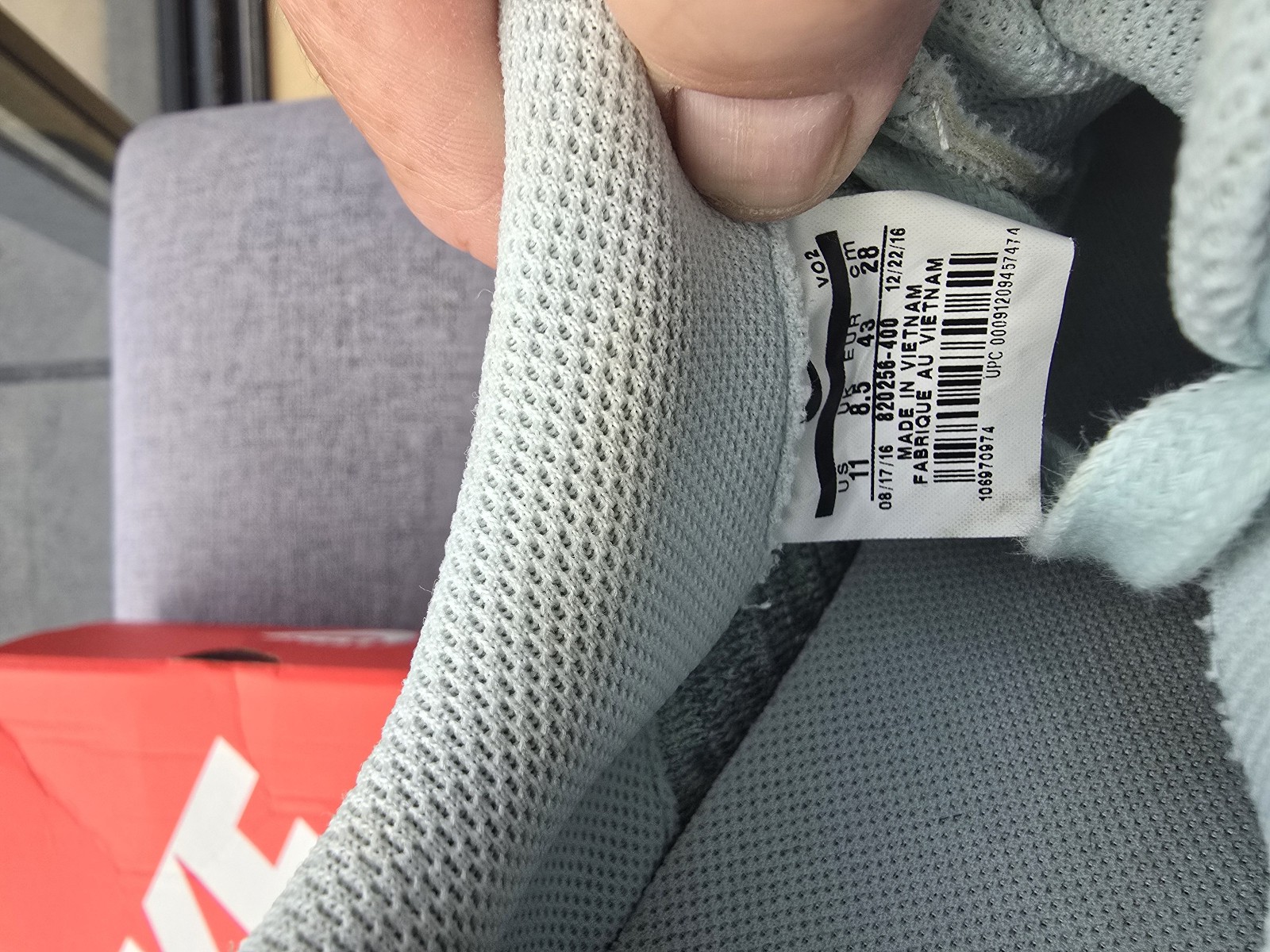 Nike Light Green Flyknit Air Force 1 Low UK 8.5 image 7