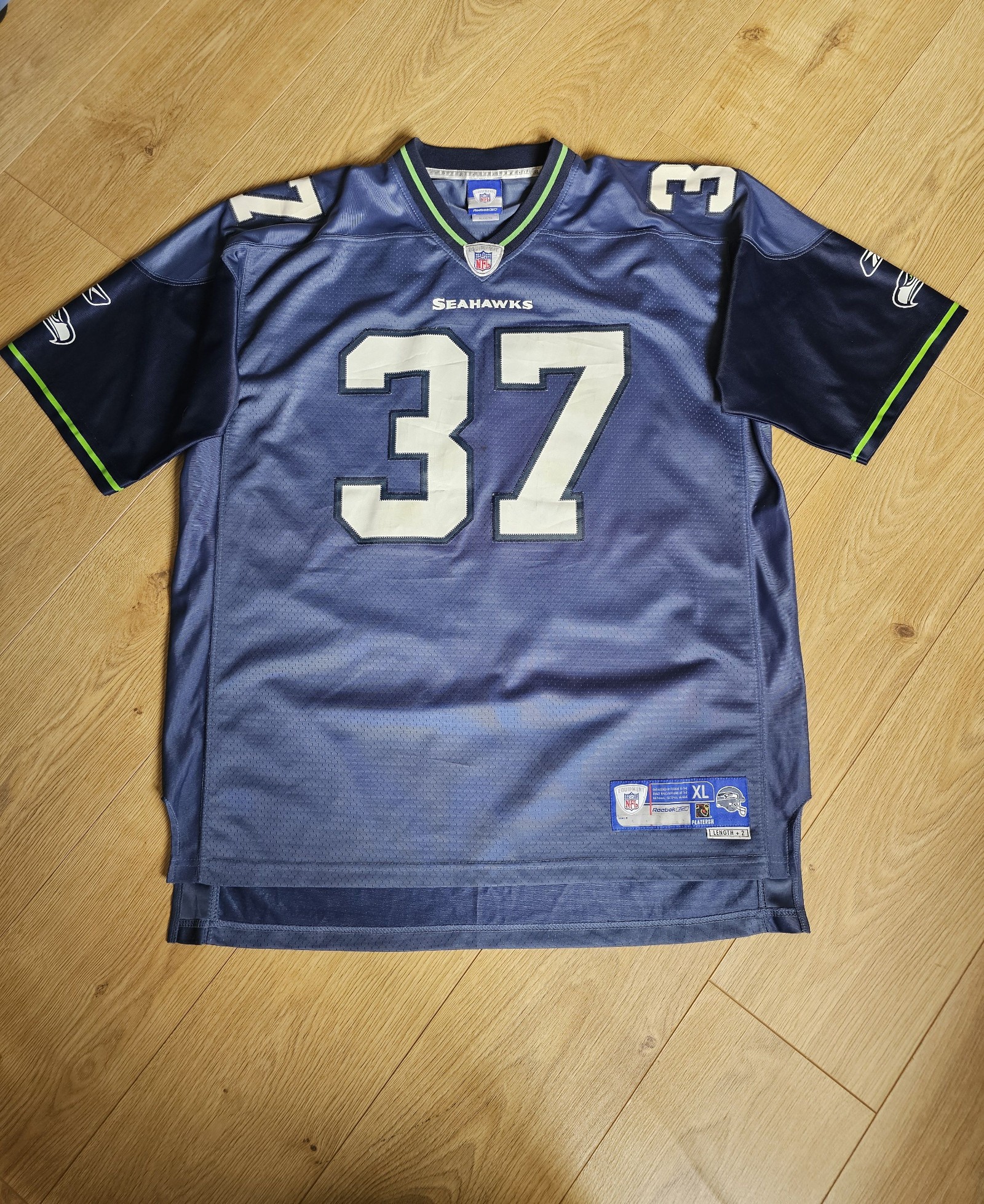 Vintage Reebok Shaun Alexander 37 Blue Seahawks NFL Equipment Jersey XL