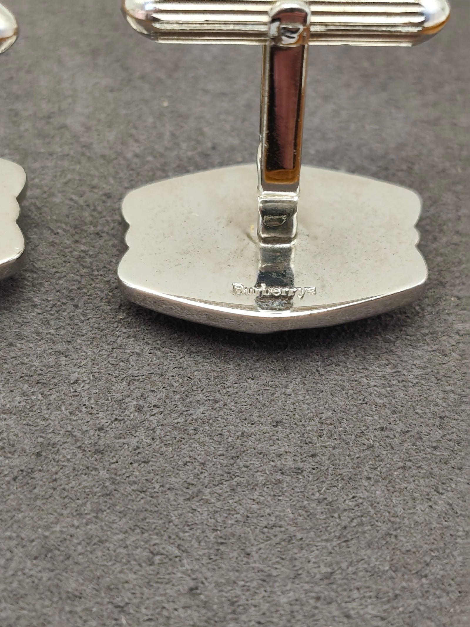 Burberrys Silver & Gold Logo Cufflinks in Velvet Box image 10