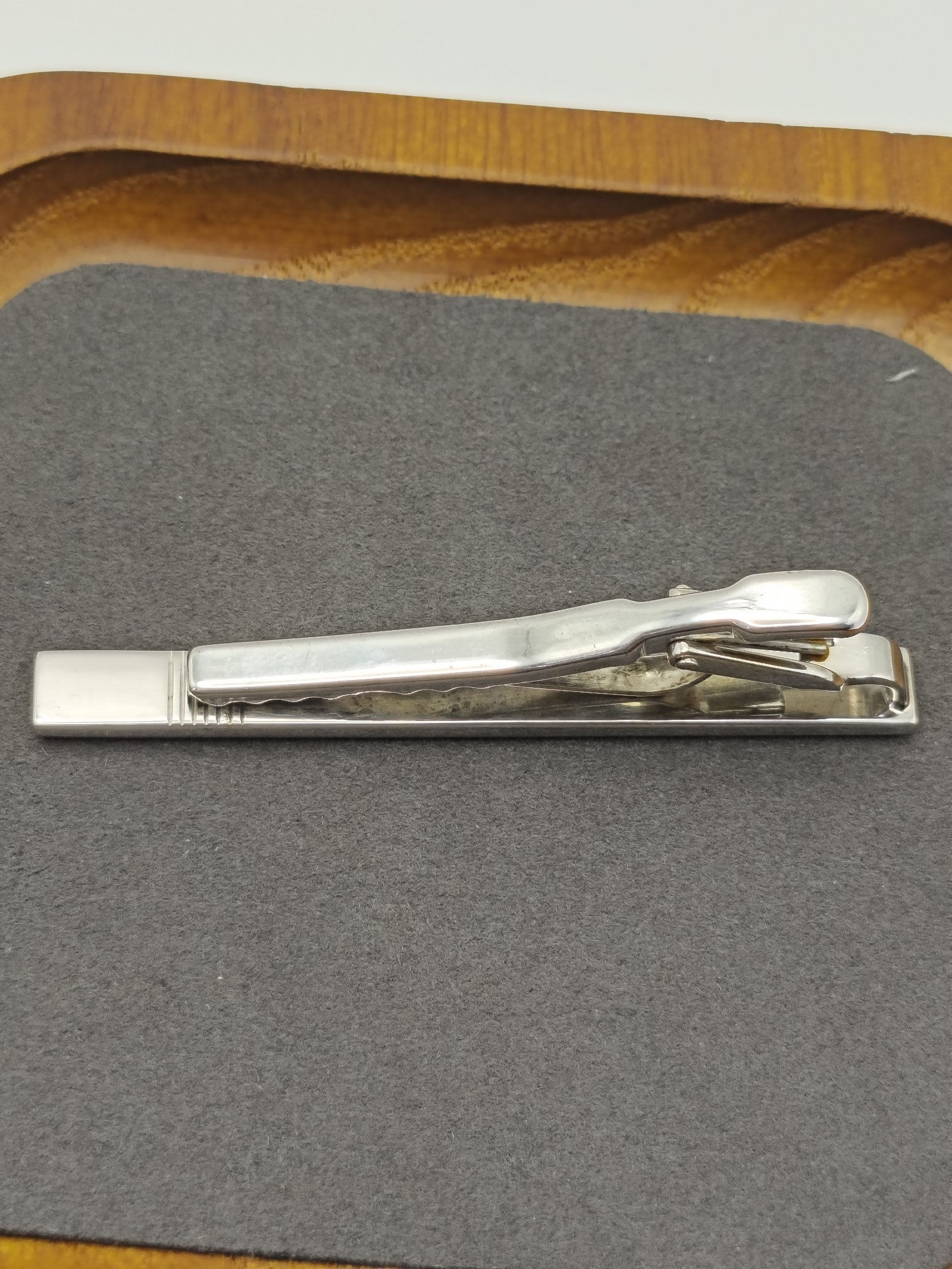 Burberry Silver Tie Clip & Cufflinks Set Classic Design image 6