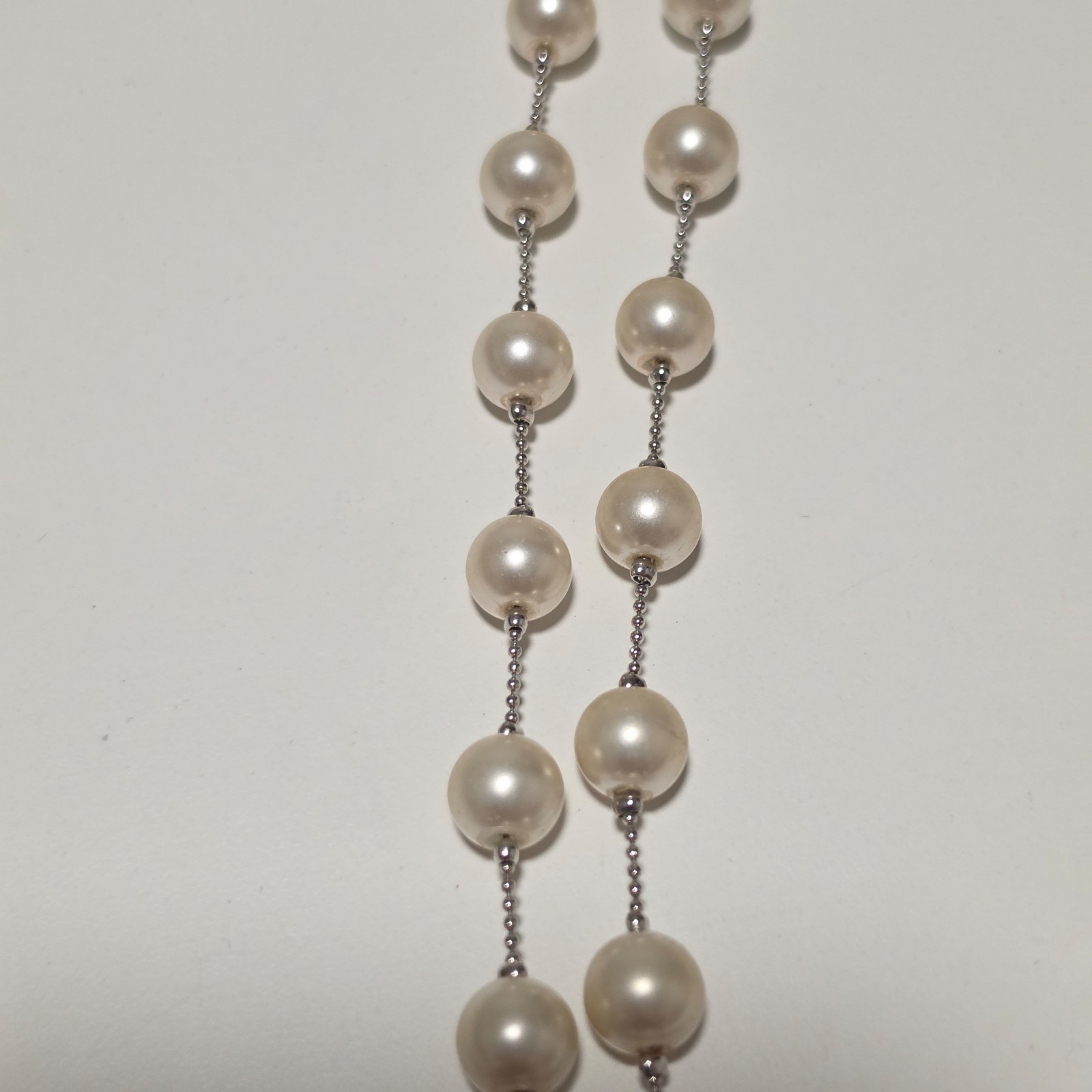 Costume Pearl White Beaded Necklace Silver Chain. B3 image 3