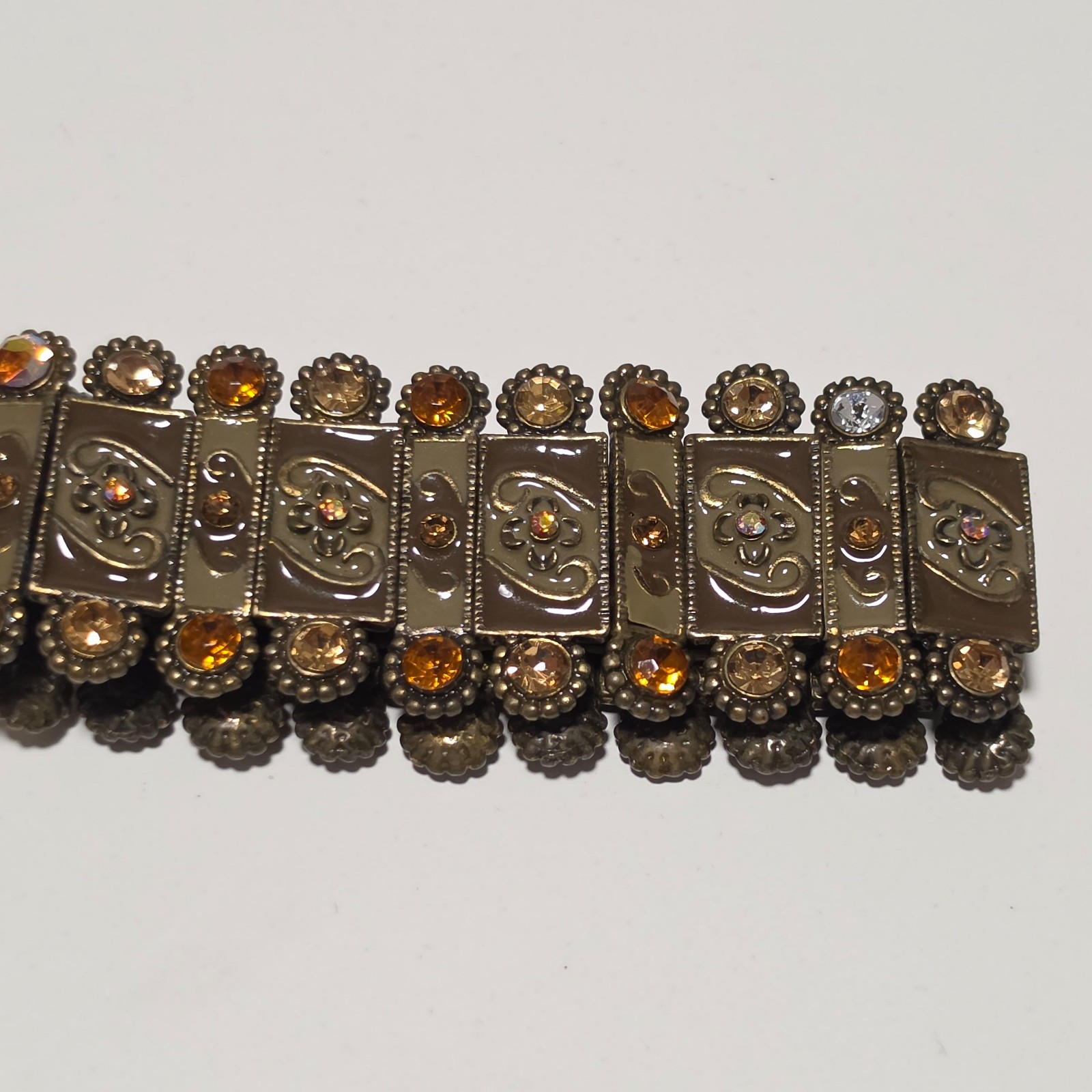 Beautiful vintage look Crystal Bracelet b3 image 3