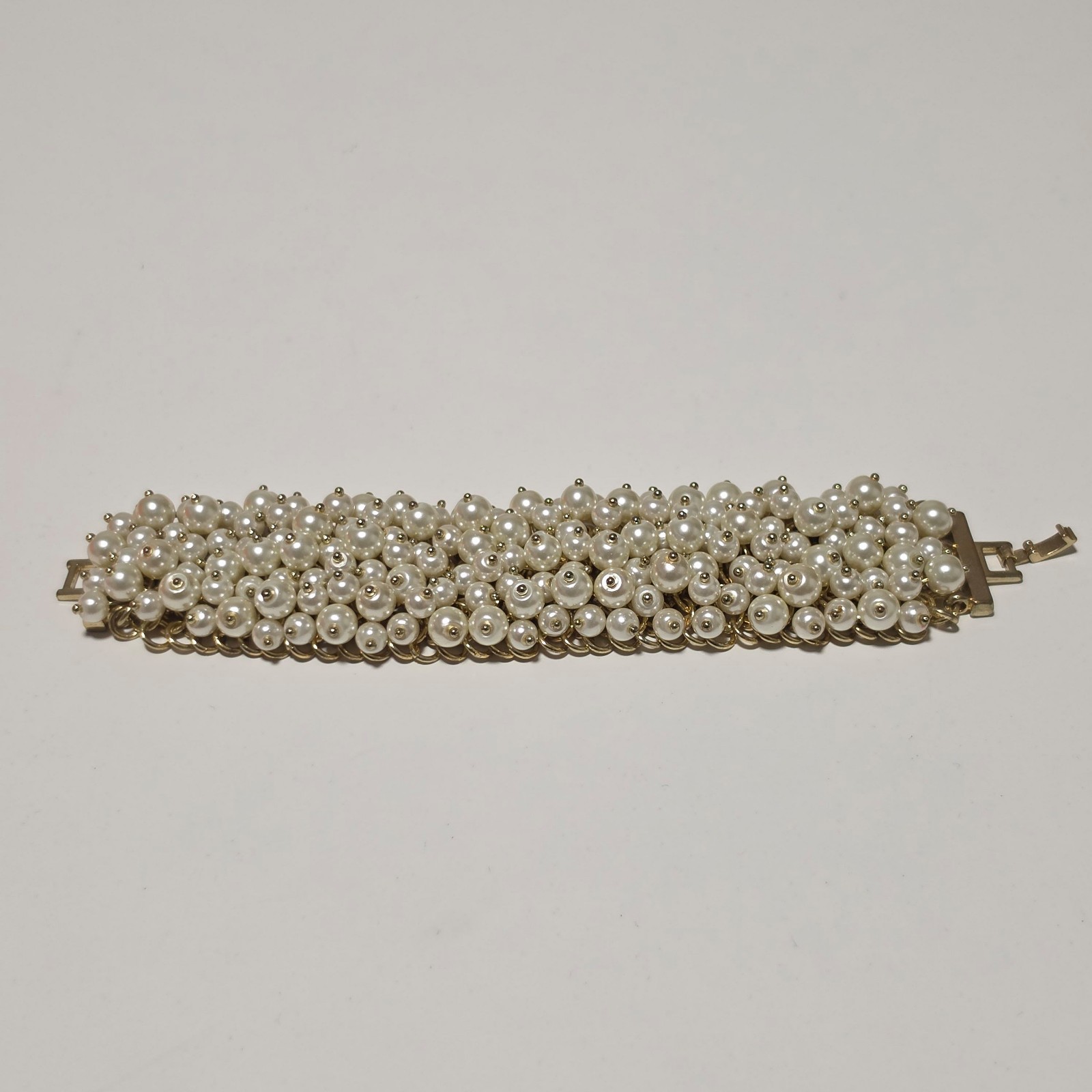 Beautiful Pearl Beaded Gold Tone Bracelet . B3 image 2