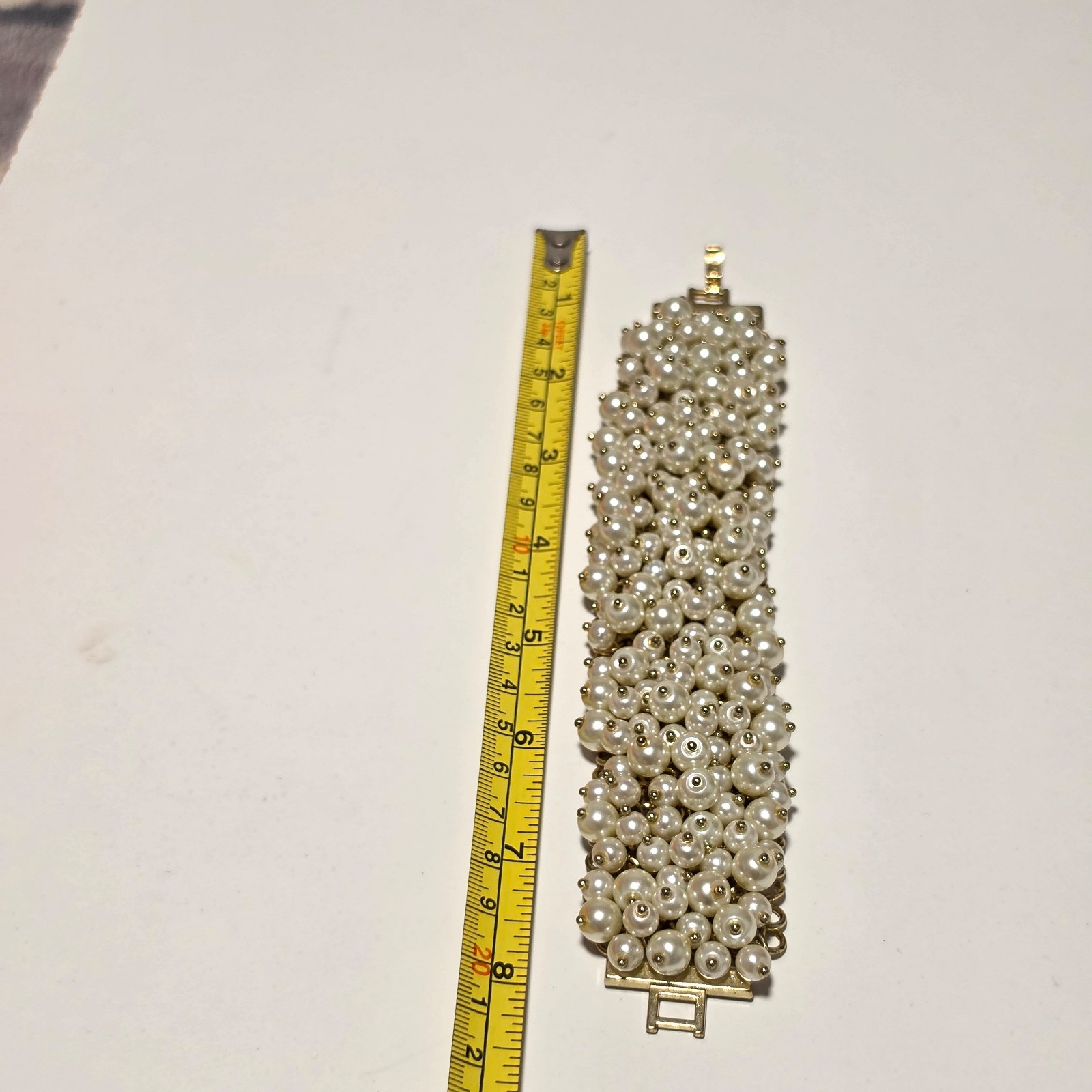 Beautiful Pearl Beaded Gold Tone Bracelet . B3 image 4