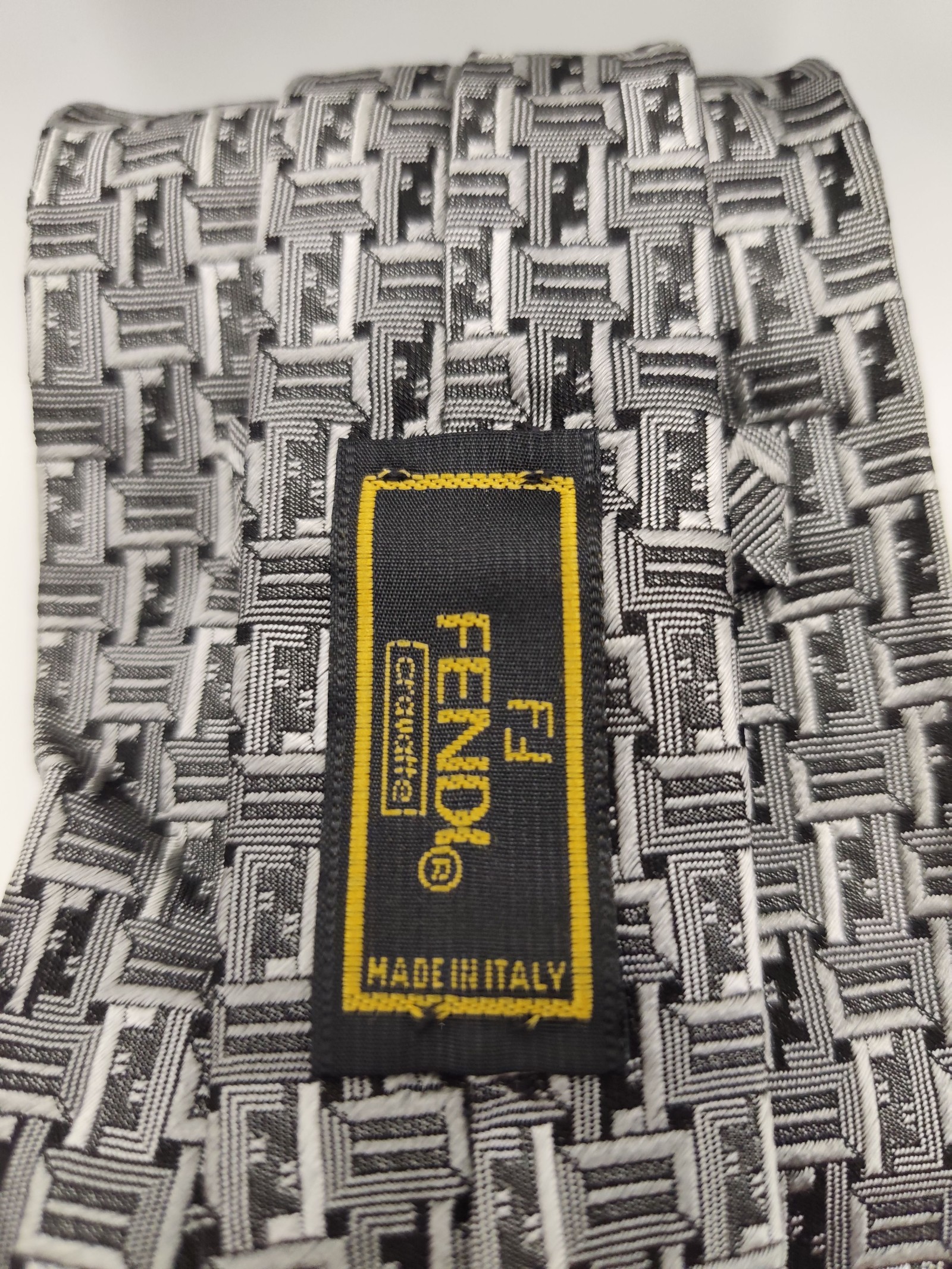 Fendi Black & White Silk Patterned Tie Made in Italy image 3