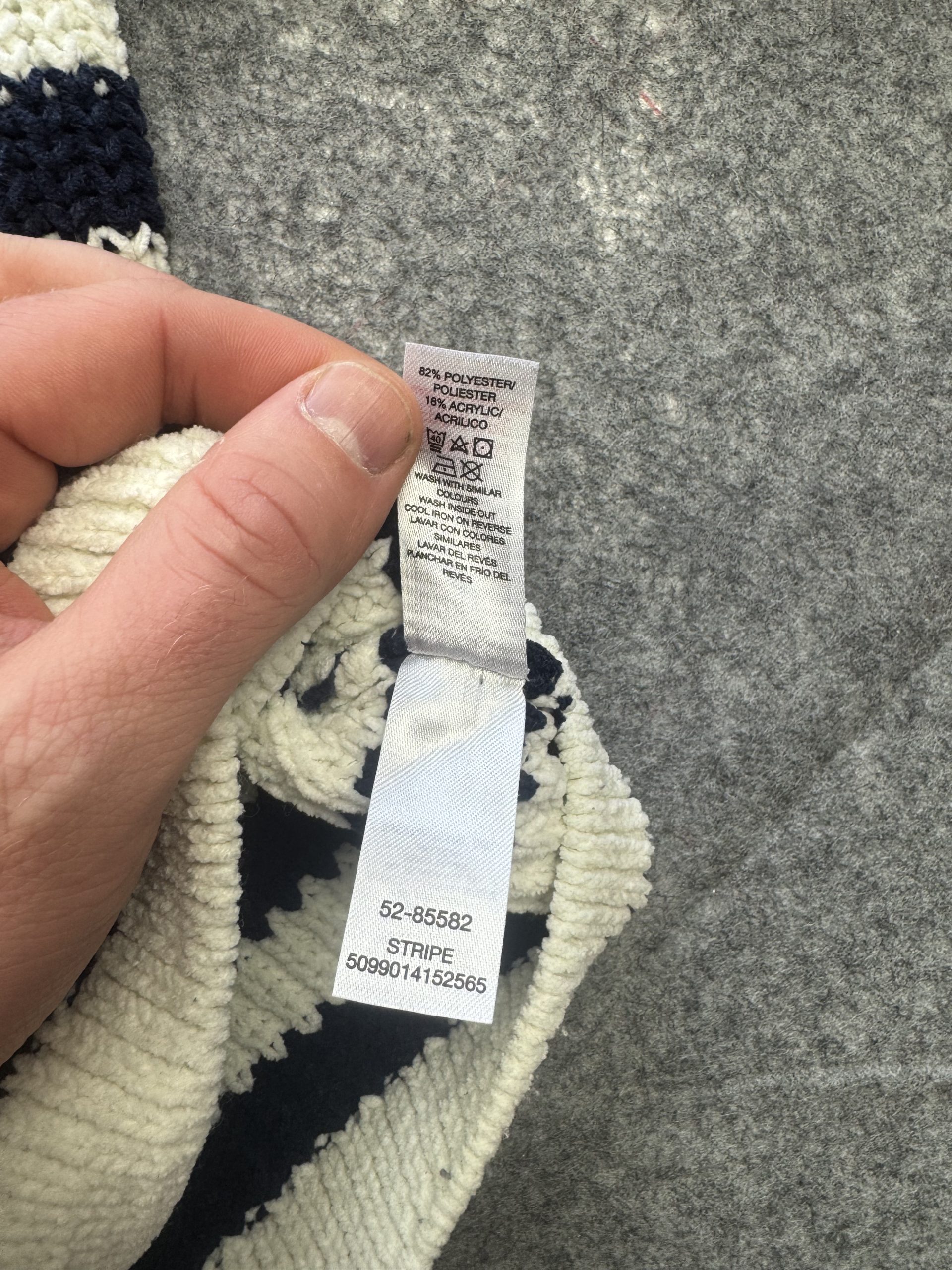 Dunnes Stores Cream & Navy Striped Chunky Knit Sweater Age 8-9 (Kids) image 5