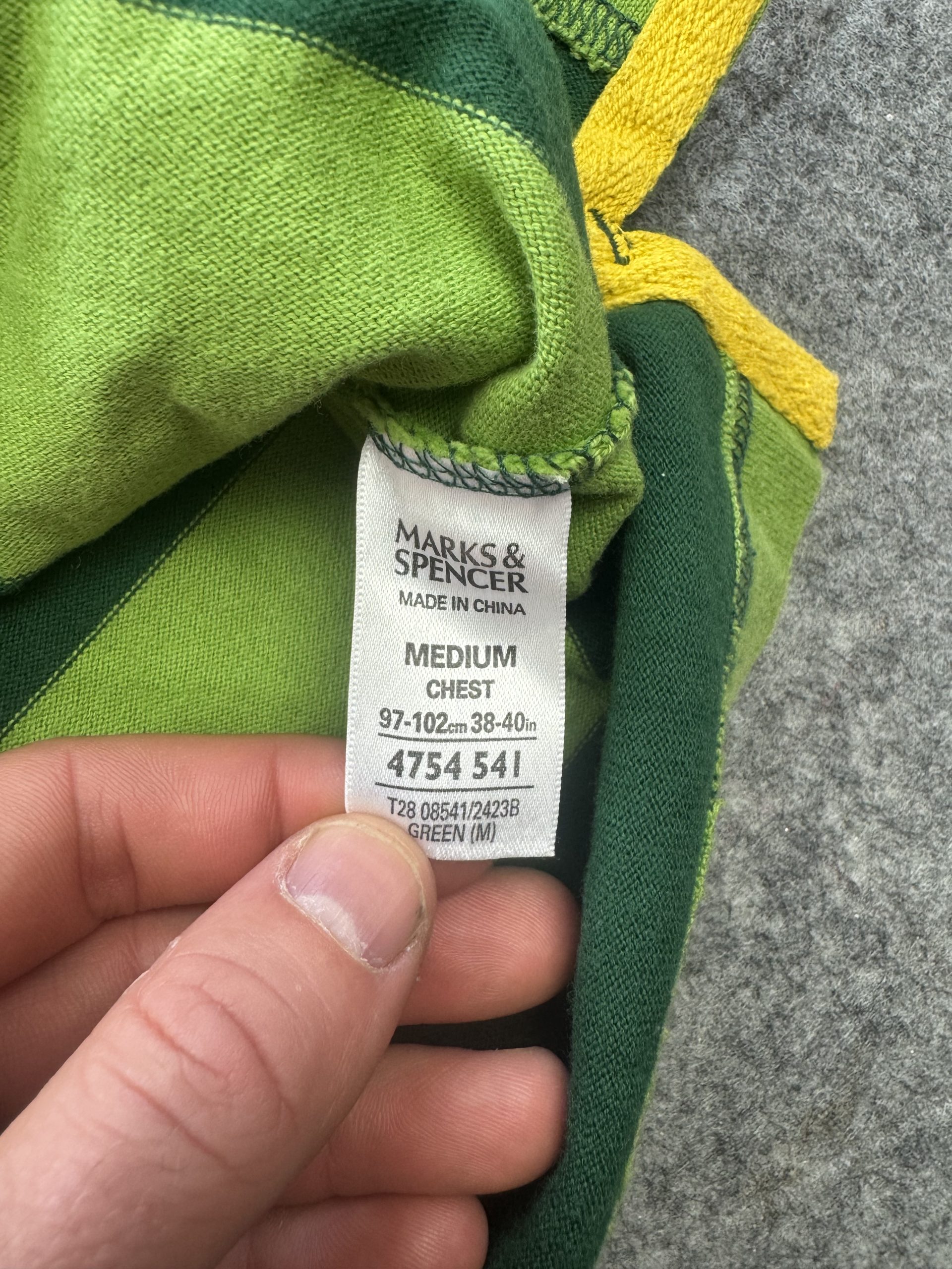 Marks & Spencer Green & Lime Rugby Shirt Medium White Collar image 4