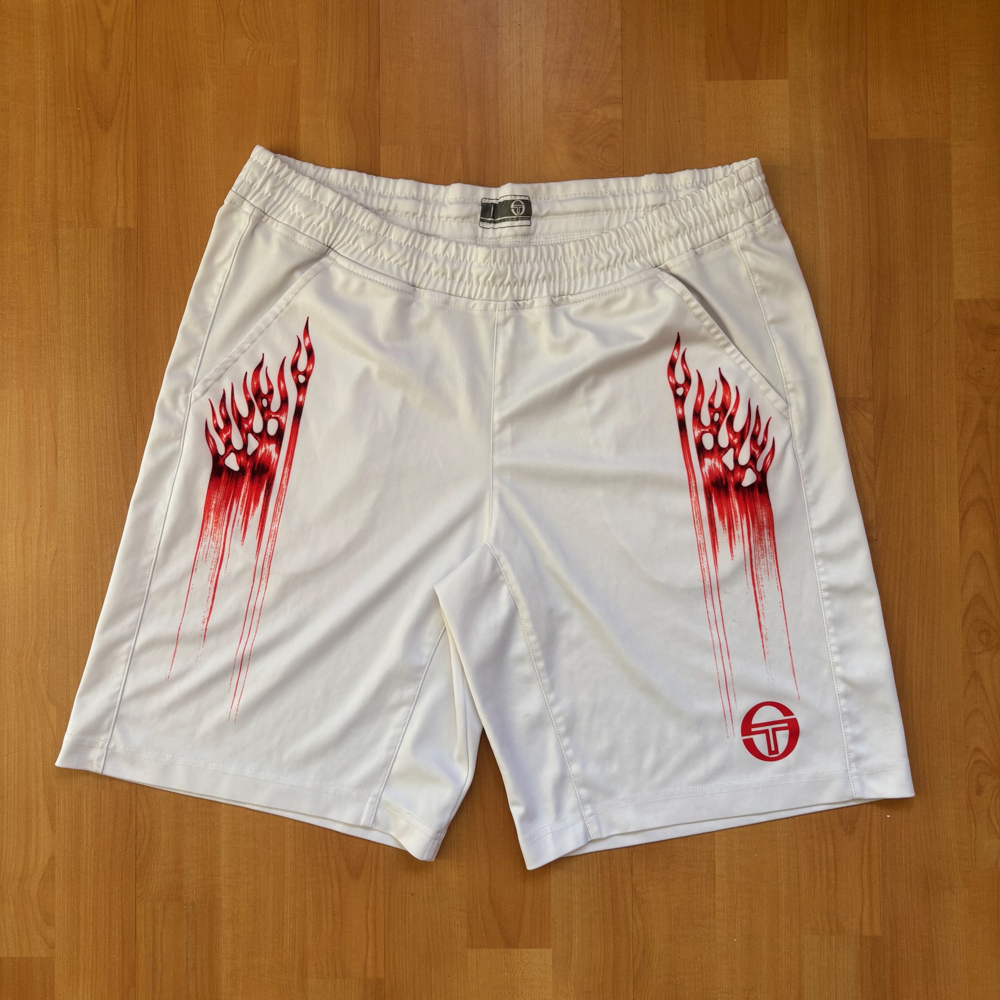 Sergio Tacchini White & Red Flame Tennis Shorts M Polyester